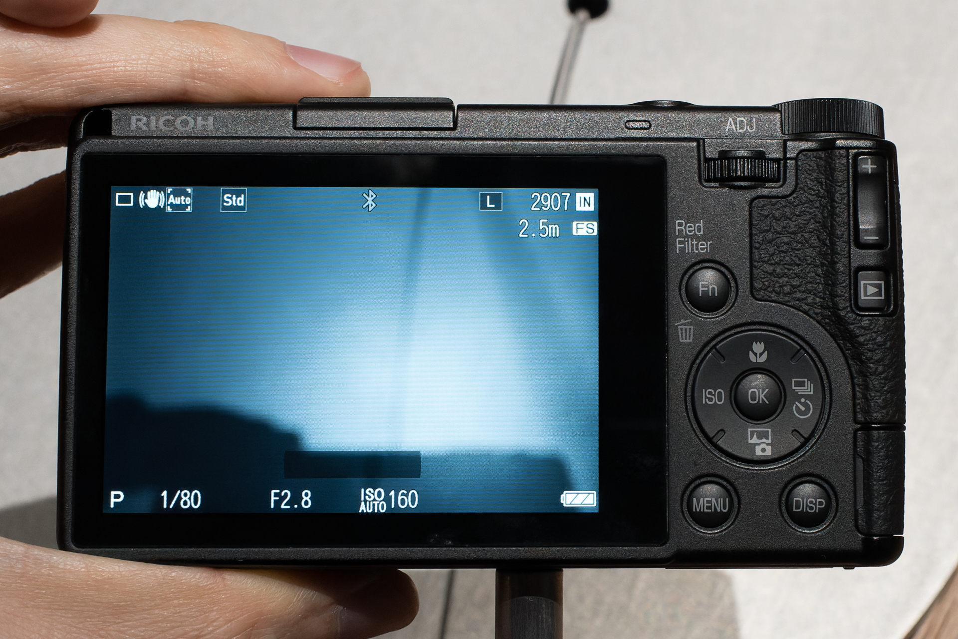 撮影画面。基本UIはGR IVと同じ