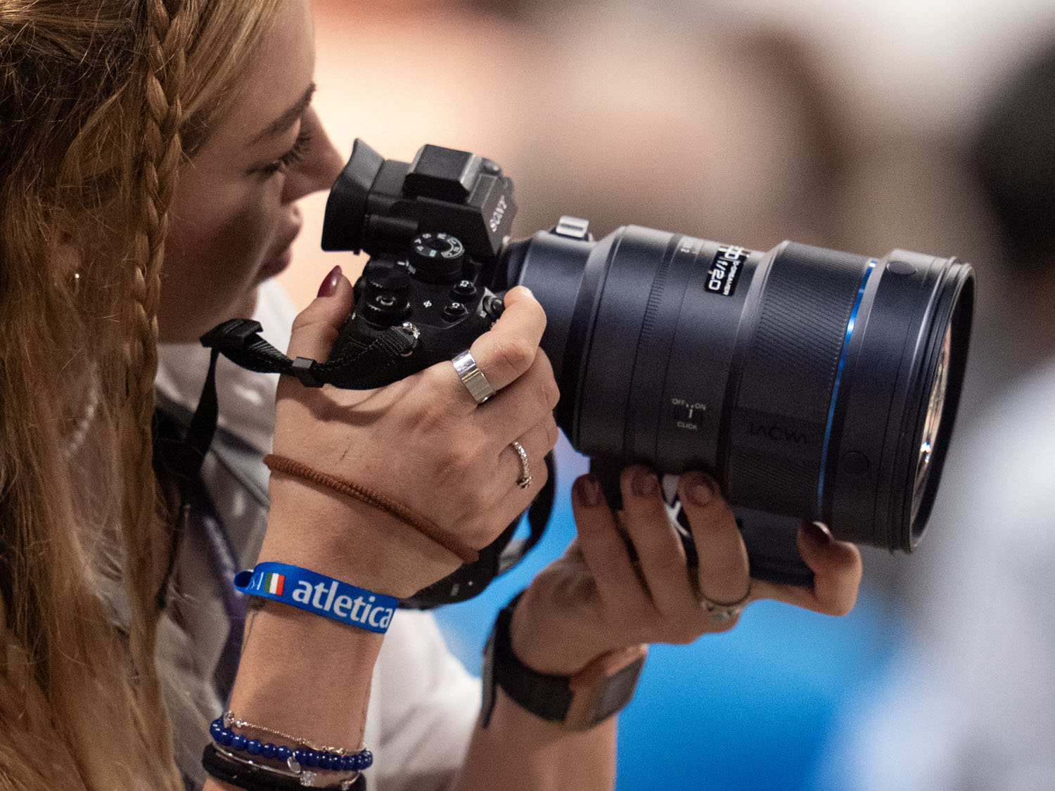 手に持った時のサイズ感