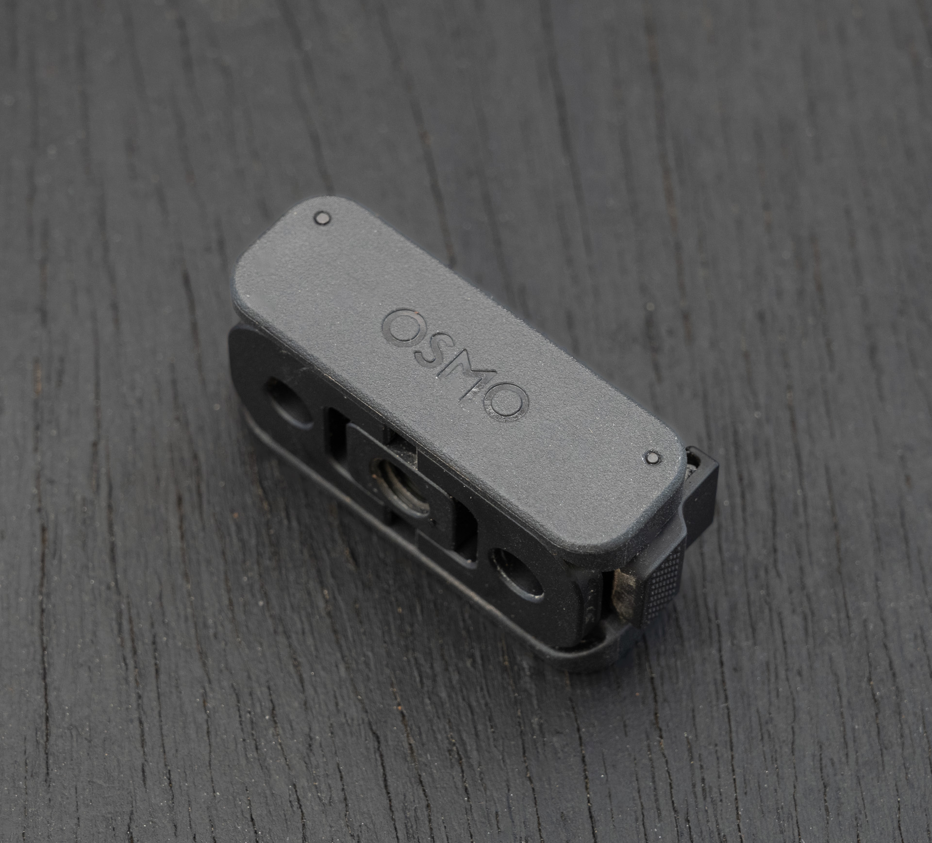 別売：Osmo 両方向クイックリリース式折りたたみアダプターマウント