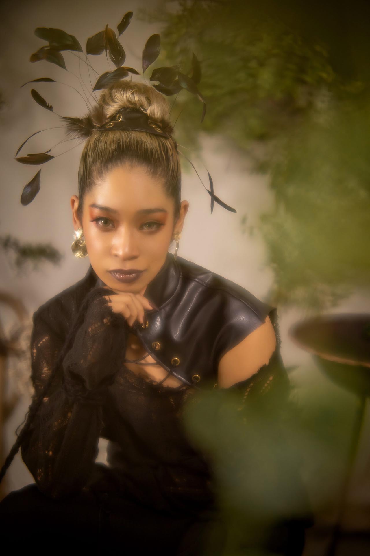 ＜オーバーコレクション＞ Photo Yuko Kobayashi, Model Ruby Adams, Hairmake Yuko Kobayashi, Dress SU-CUBE