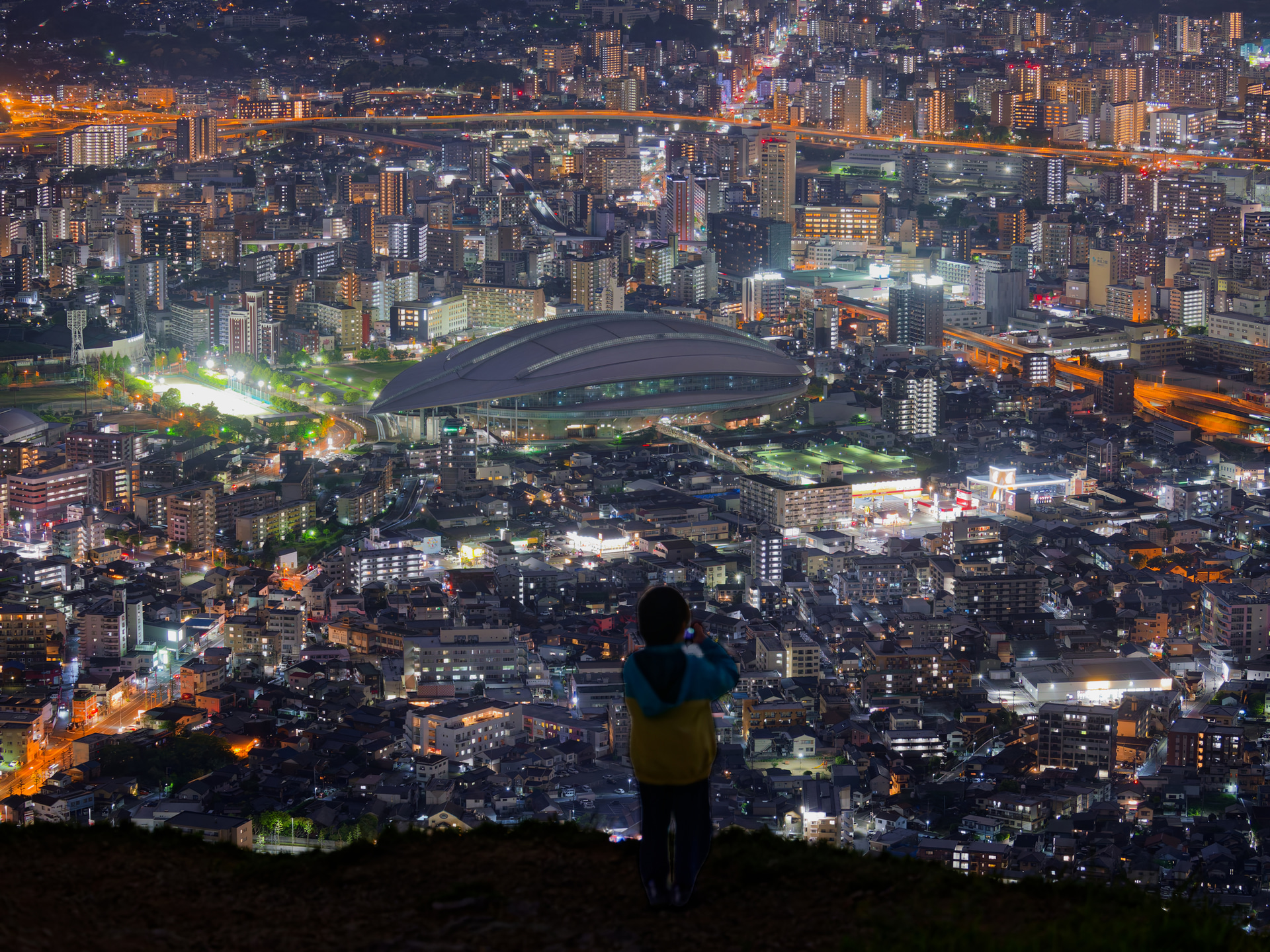 <span class="fnt-85">OMDS OM SYSTEM OM-1 Mark II／M.ZUIKO DIGITAL ED 50-200mm F2.8 IS PRO／50mm（100mm相当）／マニュアル露出（F2.8、1/2.5秒）／ISO 640／WB：オート</span>