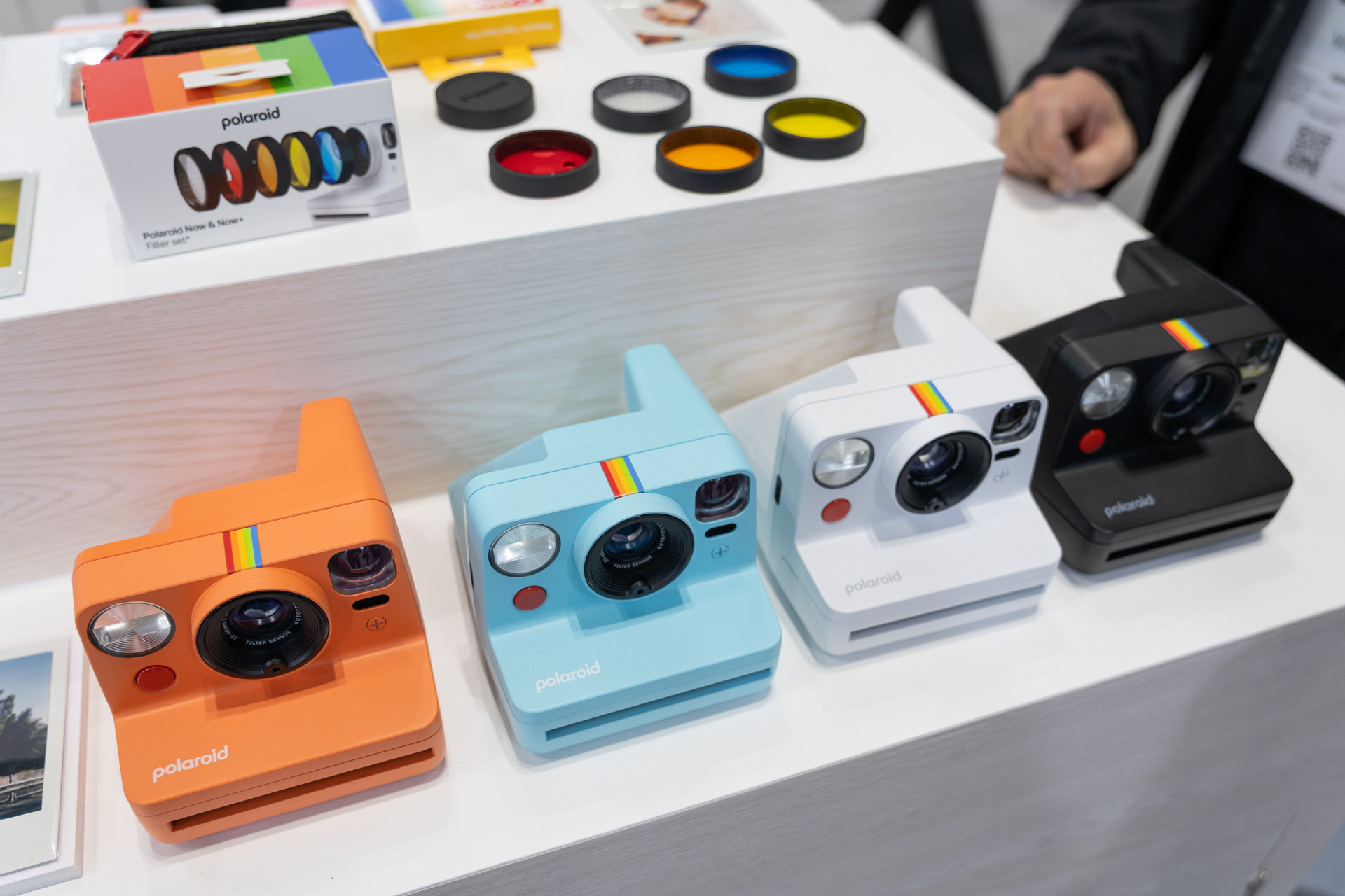 こちらはスマホからのリモート撮影やマニュアルモードにも対応する上位モデル「Polaroid Now+ Generation 3」