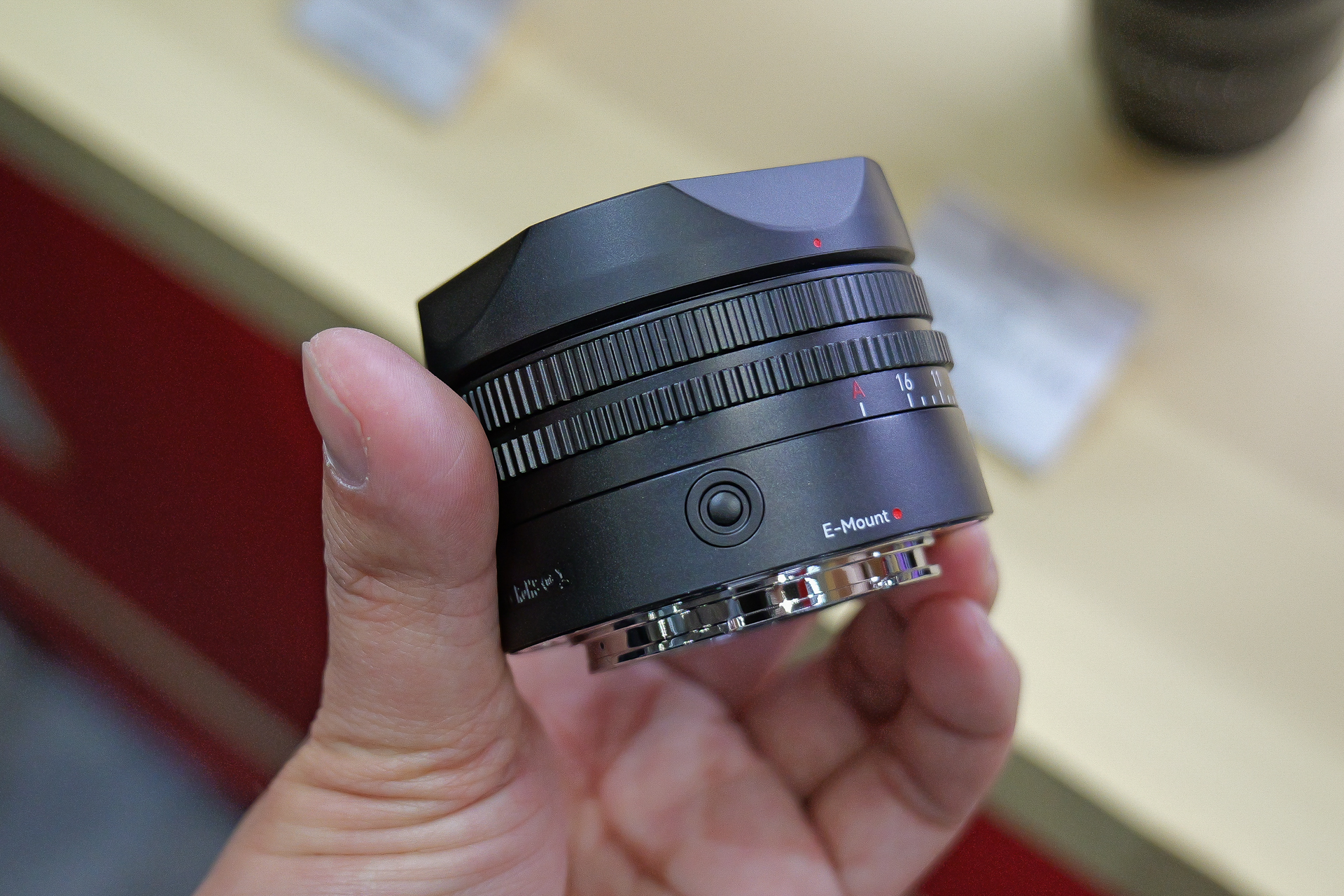 Fnカスタムボタンを備える