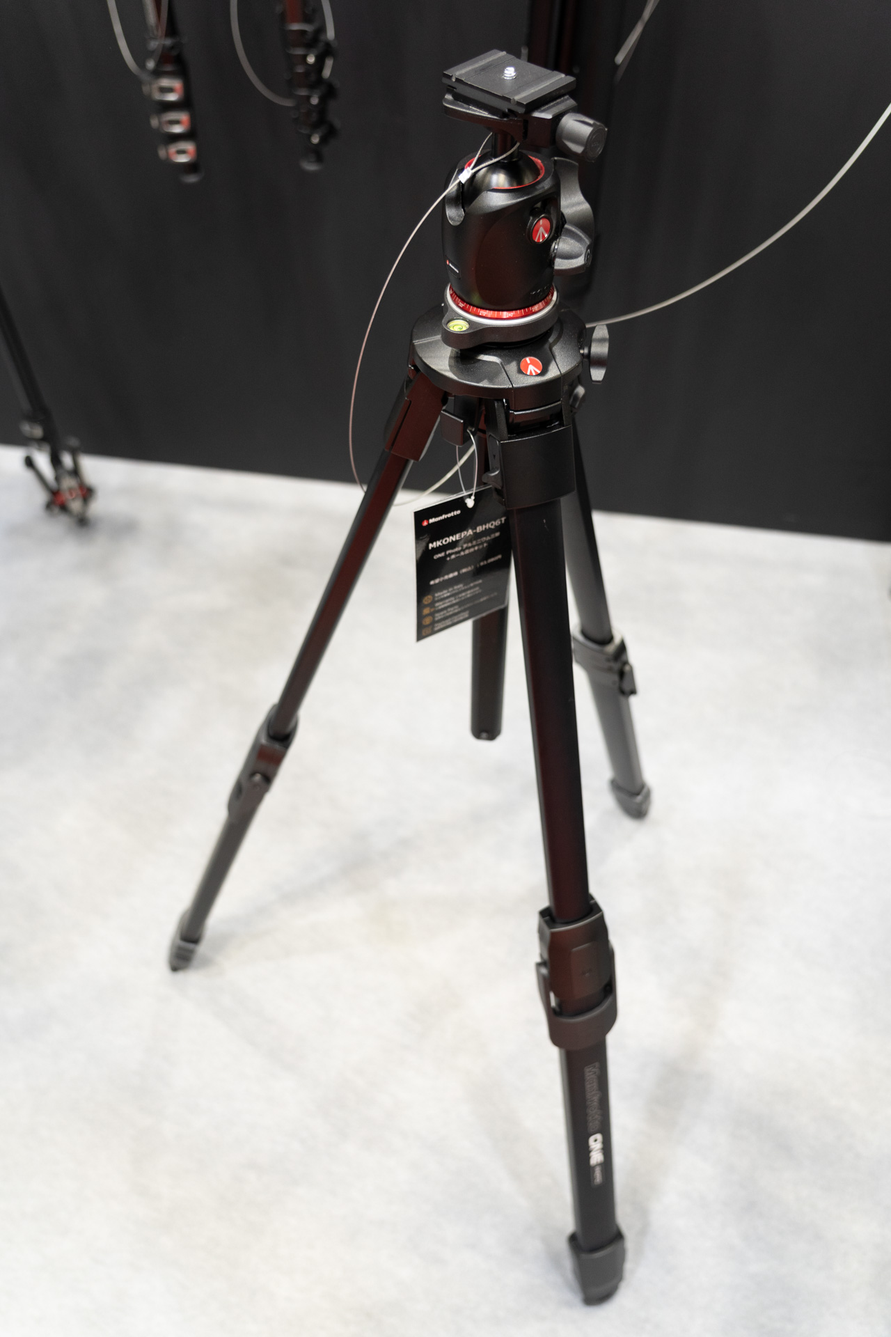 Manfrotto ONE ボール雲台キット（9万3,080円）