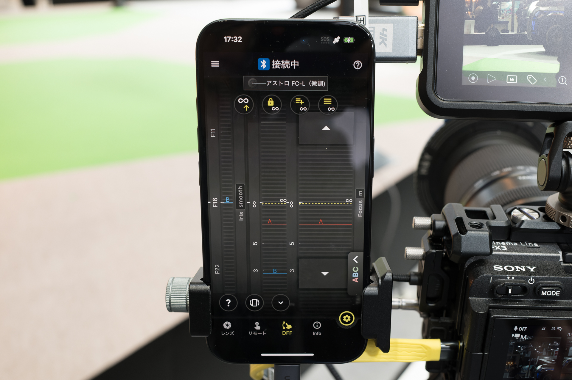 星の撮影に向けたモードも。繊細なフォーカシングで無限遠を出したあとは、リングそのものを無効化して不用意なピント移動を防げる