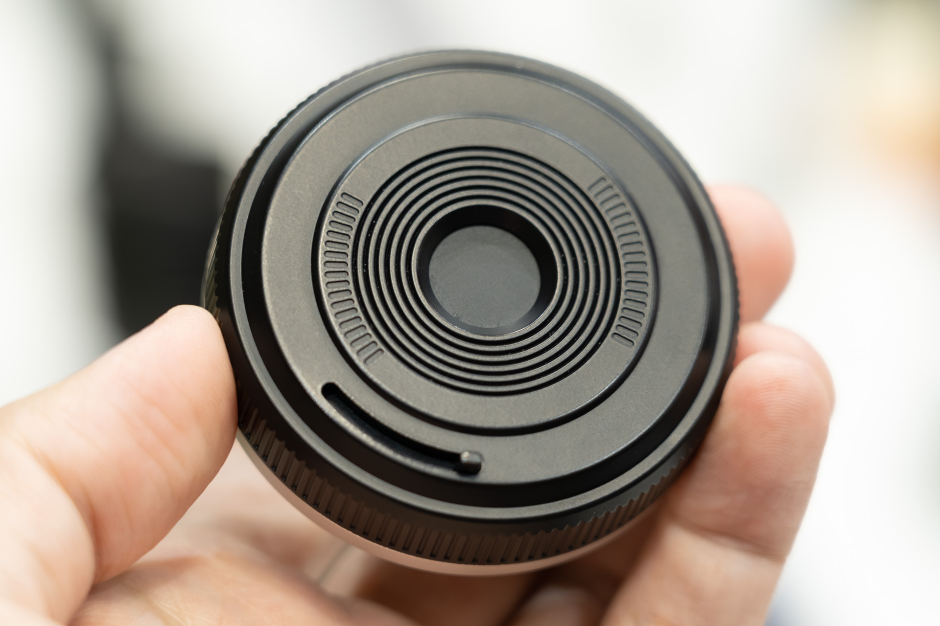 カバーを閉じたところ