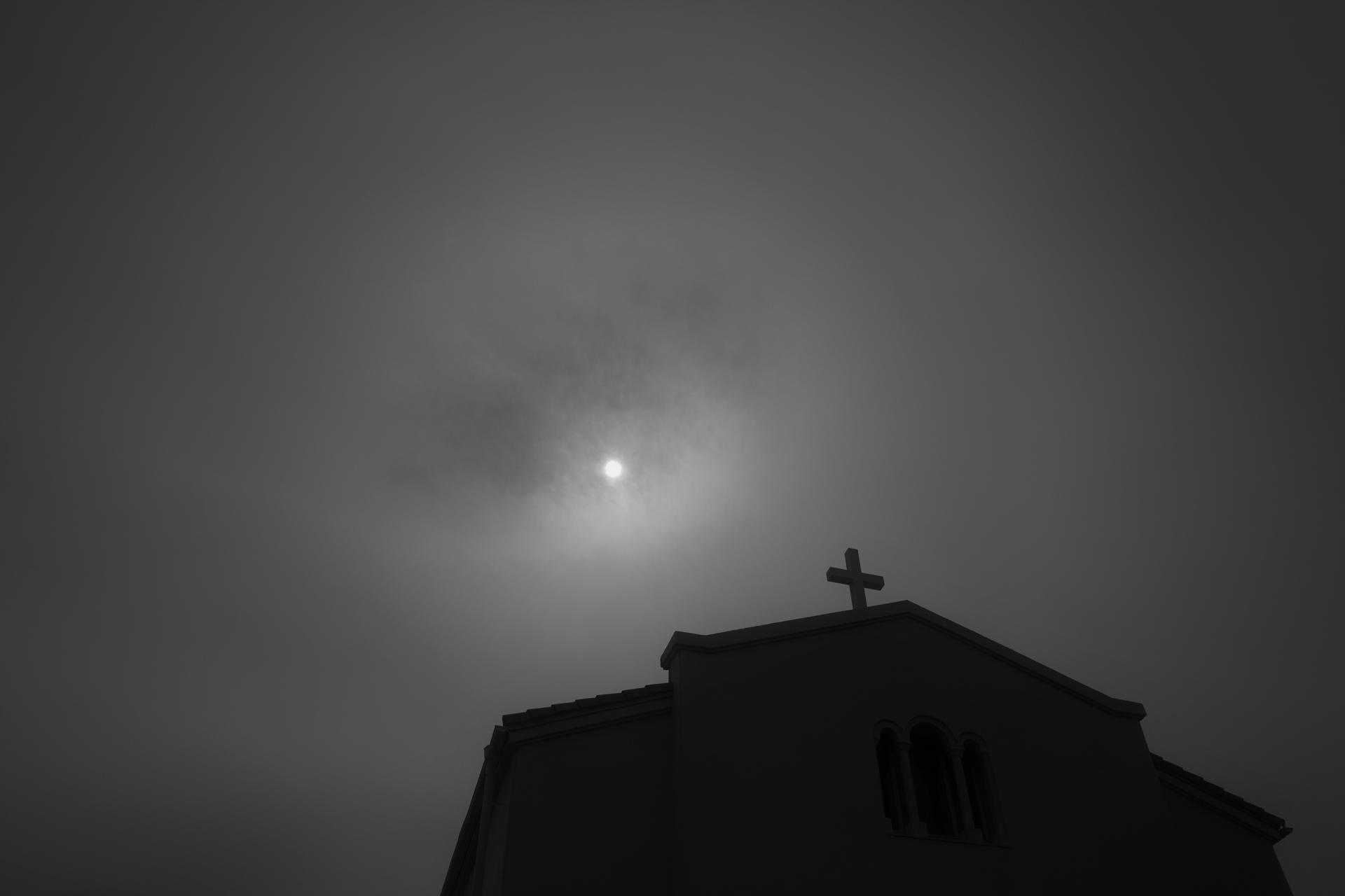 RICOH GR IV Monochrome／18.3mm／マニュアル露出（F6.3、1/2,500秒、-2.0EV）／ISO 160／イメージコントロール：ソフト