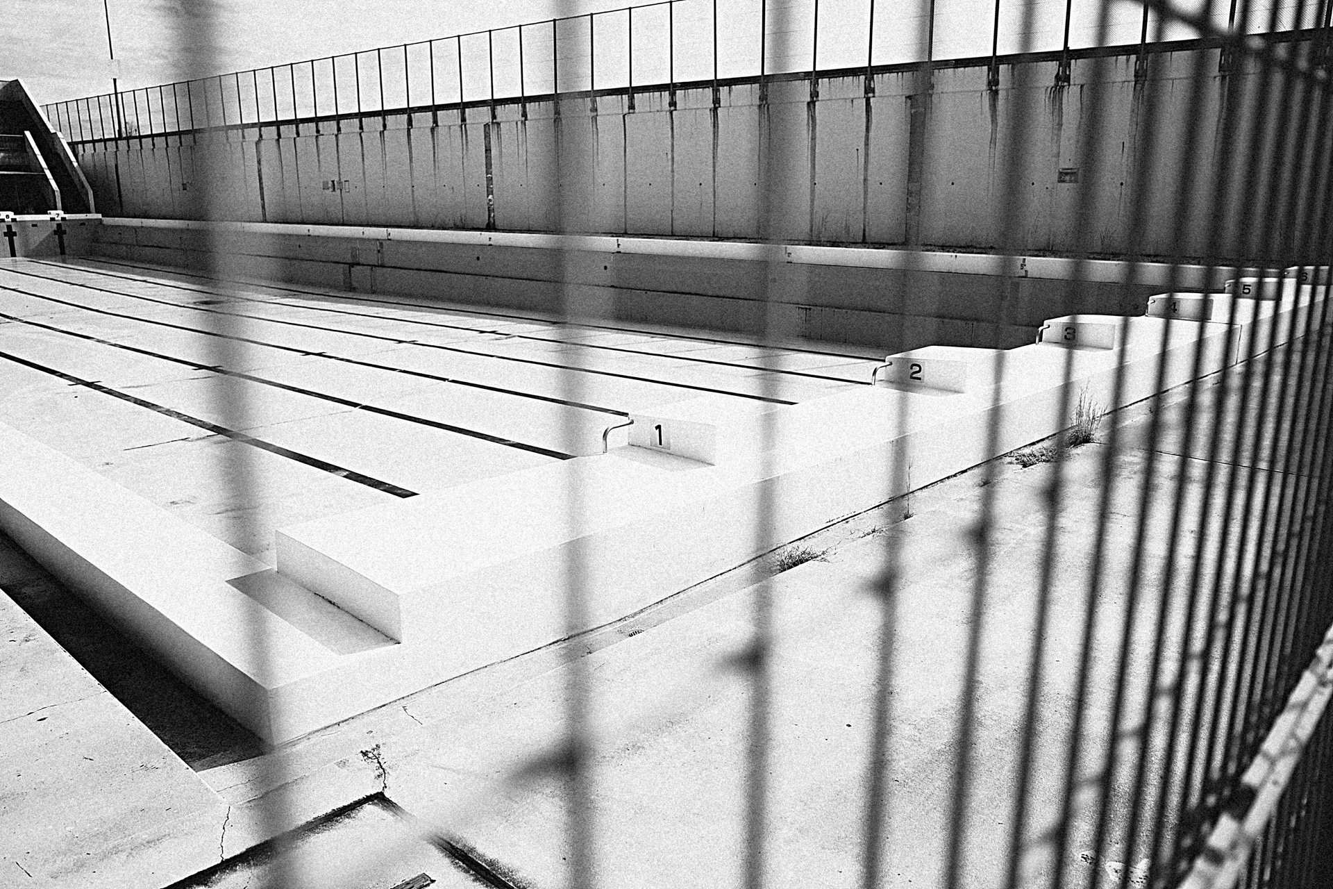 RICOH GR IV Monochrome／18.3mm／マニュアル露出（F2.8、1/1,250秒、+1.0EV）／ISO 320／イメージコントロール：グレイニー