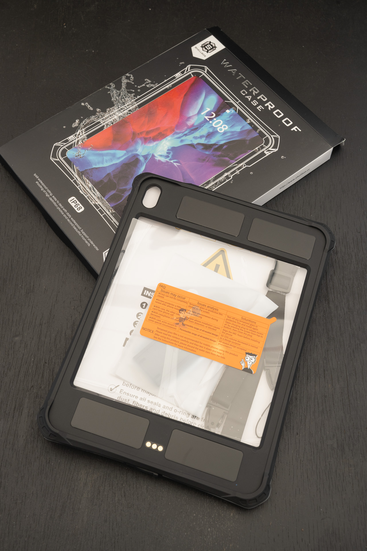 防水・防塵性能はIP68。スペック上は最高性能と言って良い。しかし過信してはいけないのはどれも一緒だ