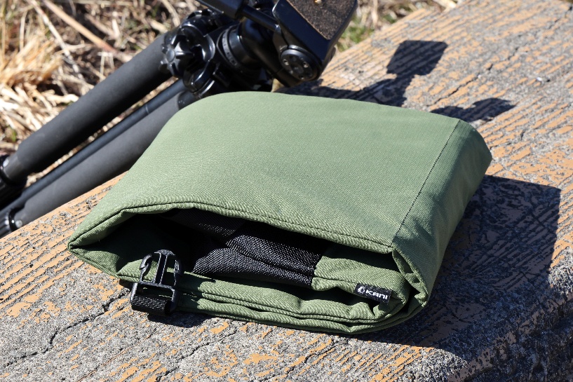 撮影時はクッションとしても使える