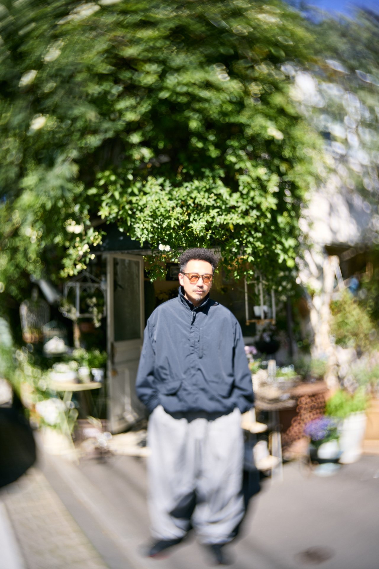 EOS R5／Joseph Petzval 27 f/1.7 Focus-coupled Bokeh Control Art Lens／27mm／絞り優先AE（1/2,000秒、F1.7、±0）／ISO 100