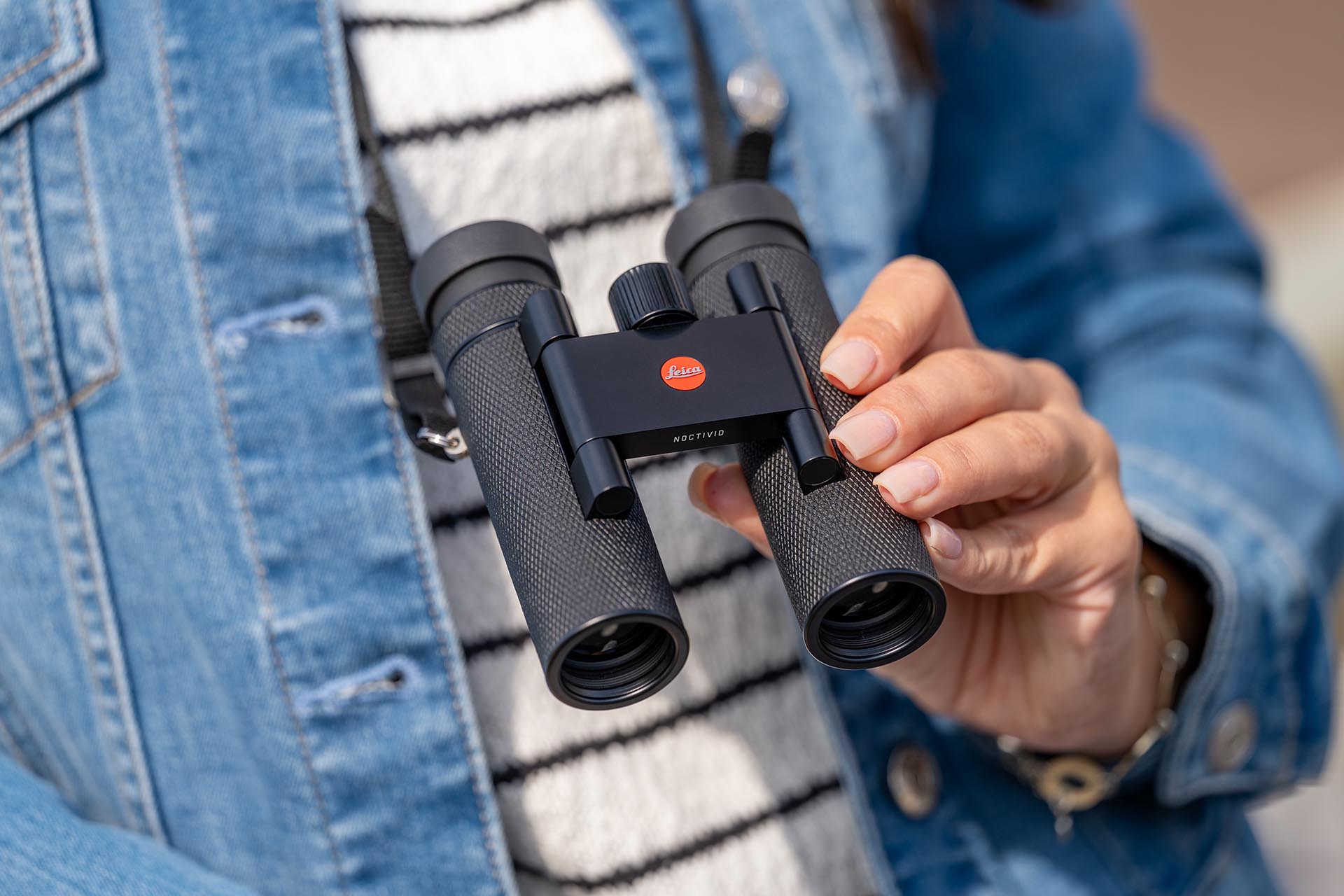 ライカノクティビットコンパクト8×25（ブラックレザー）