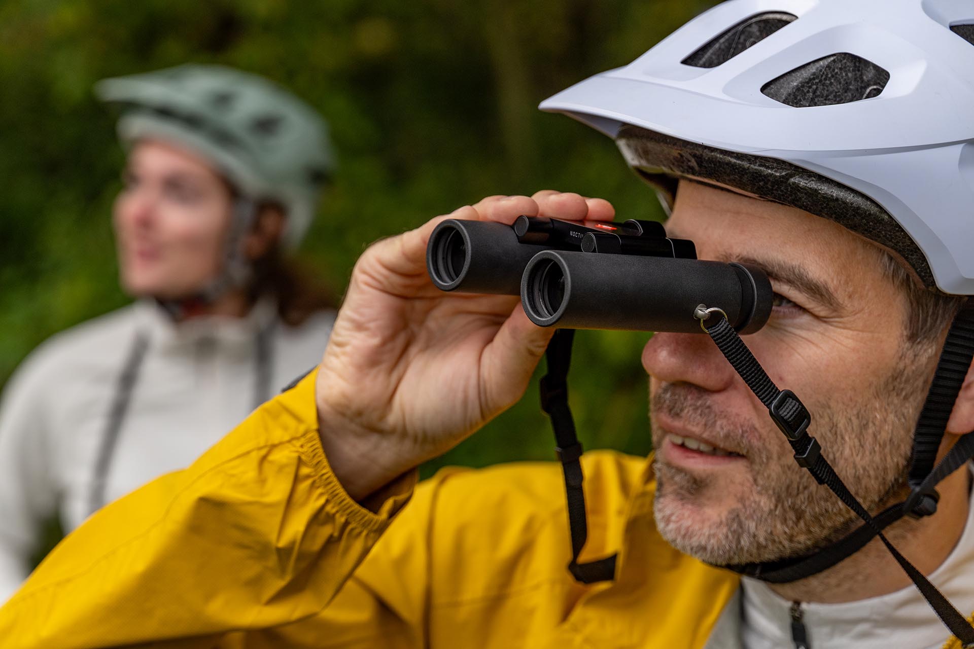 ライカノクティビットコンパクト10×25（ブラックラバー）