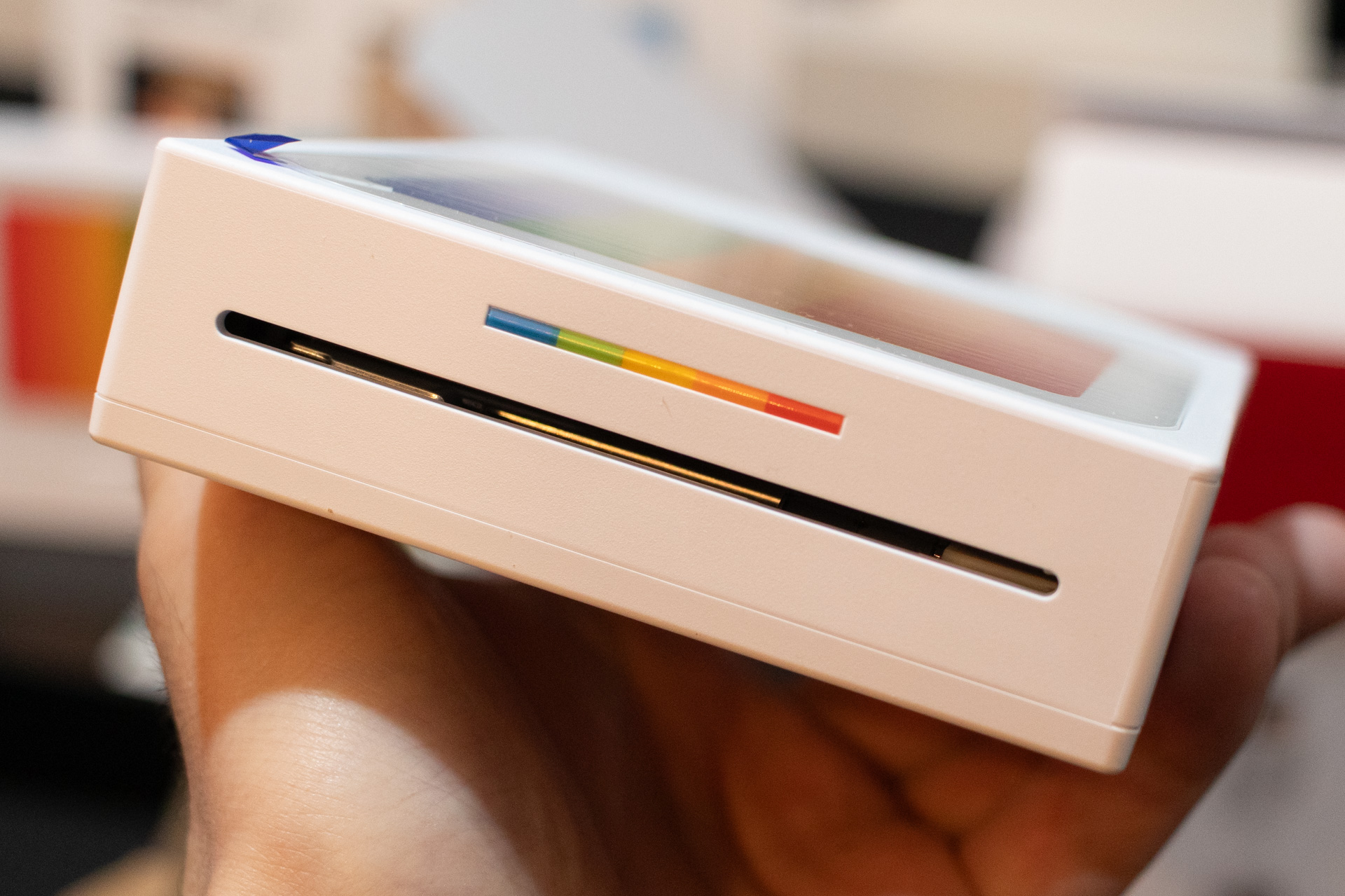 上部にプリント排出口がある