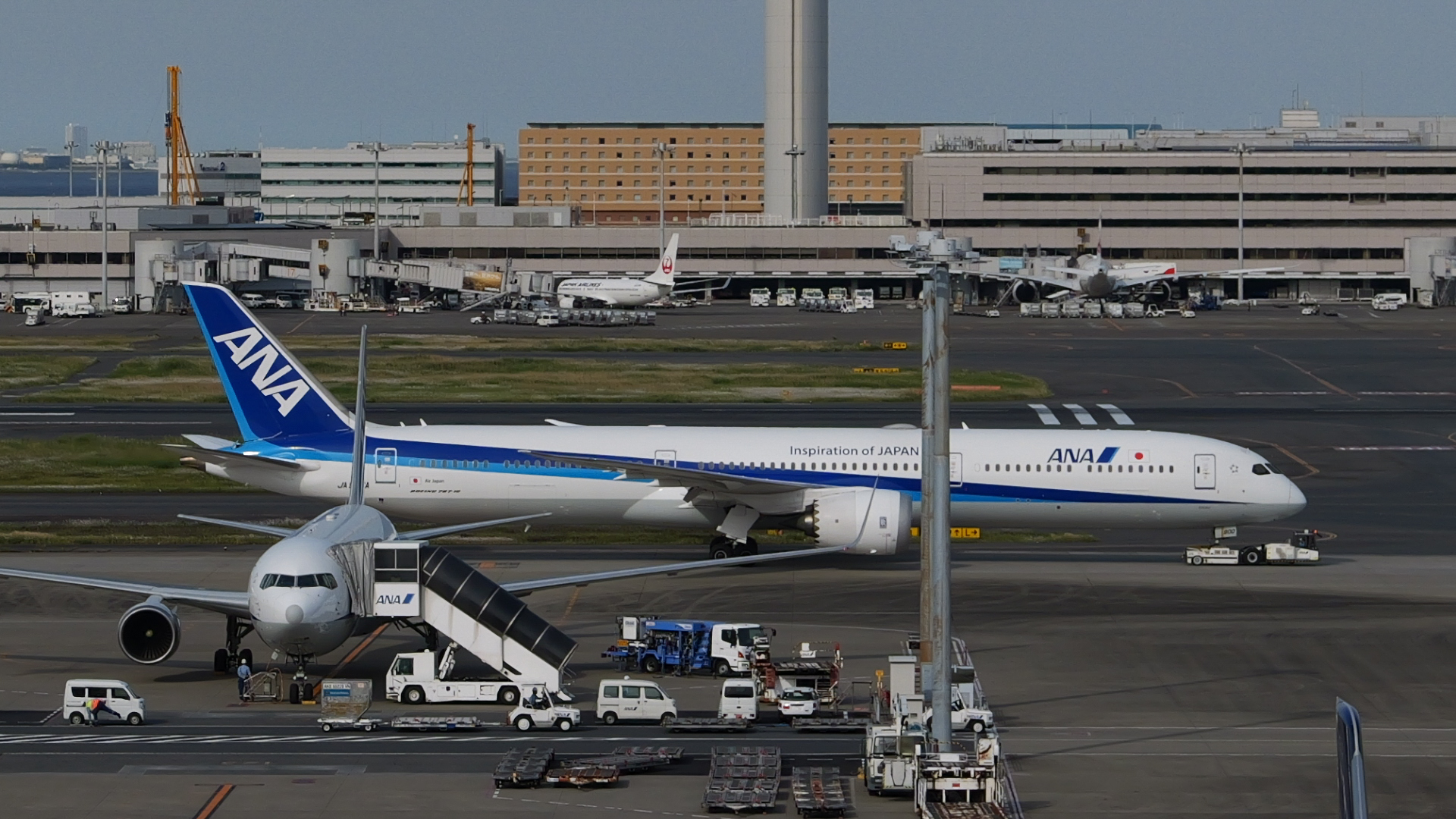 クロップズーム機能は遠くのものを引き寄せたい時とても便利<br><span class="fnt-85">LUMIX L10／LEICA DC VARIO-SUMMILUX 10.9-34mm / F1.7-2.8 ASPH（34mm／クロップ211mm）／絞り優先AE（F3.5、1/1,000秒）／ISO 100／WB：AWB／フォトスタイル：風景</span>