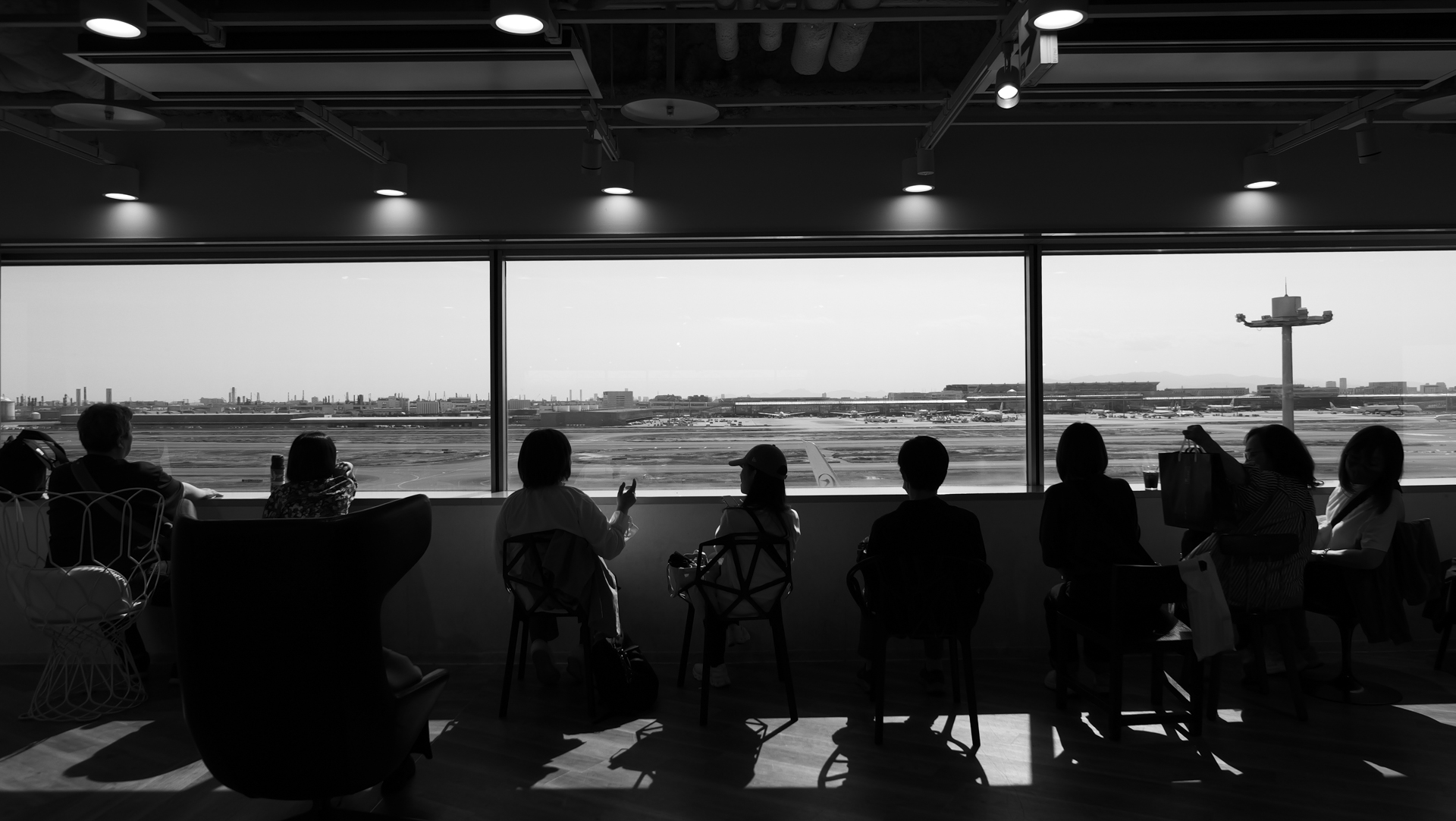 LUMIX L10／LEICA DC VARIO-SUMMILUX 10.9-34mm / F1.7-2.8 ASPH（11mm） ／絞り優先AE（F4、1/500秒）／ISO 100／WB：AWB／-1EV／フォトスタイル：LEICAモノクローム