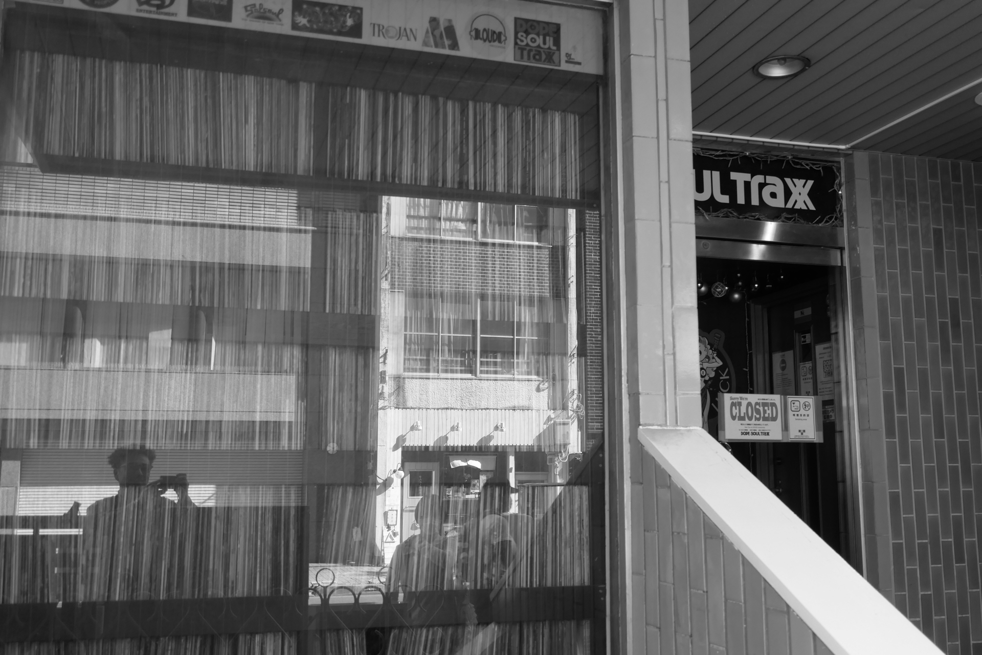 LUMIX TX3／LEICA DC VARIO-ELMAR 1:3.3-6.4/8.8-132 ASPH.／37mm／絞り優先AE（1/80秒、F3.8、±0EV）／ISO 320