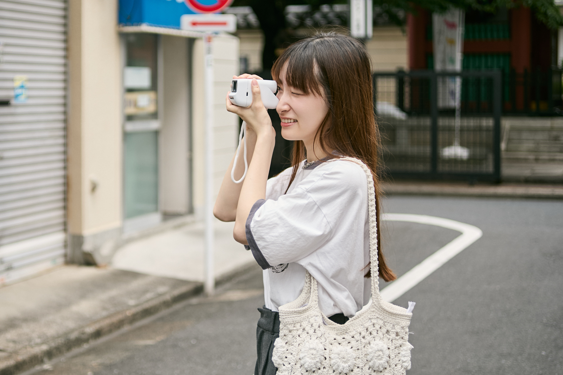 あとはシャッターを切るだけ。シンプルな操作感で誰にでもやさしいカメラ