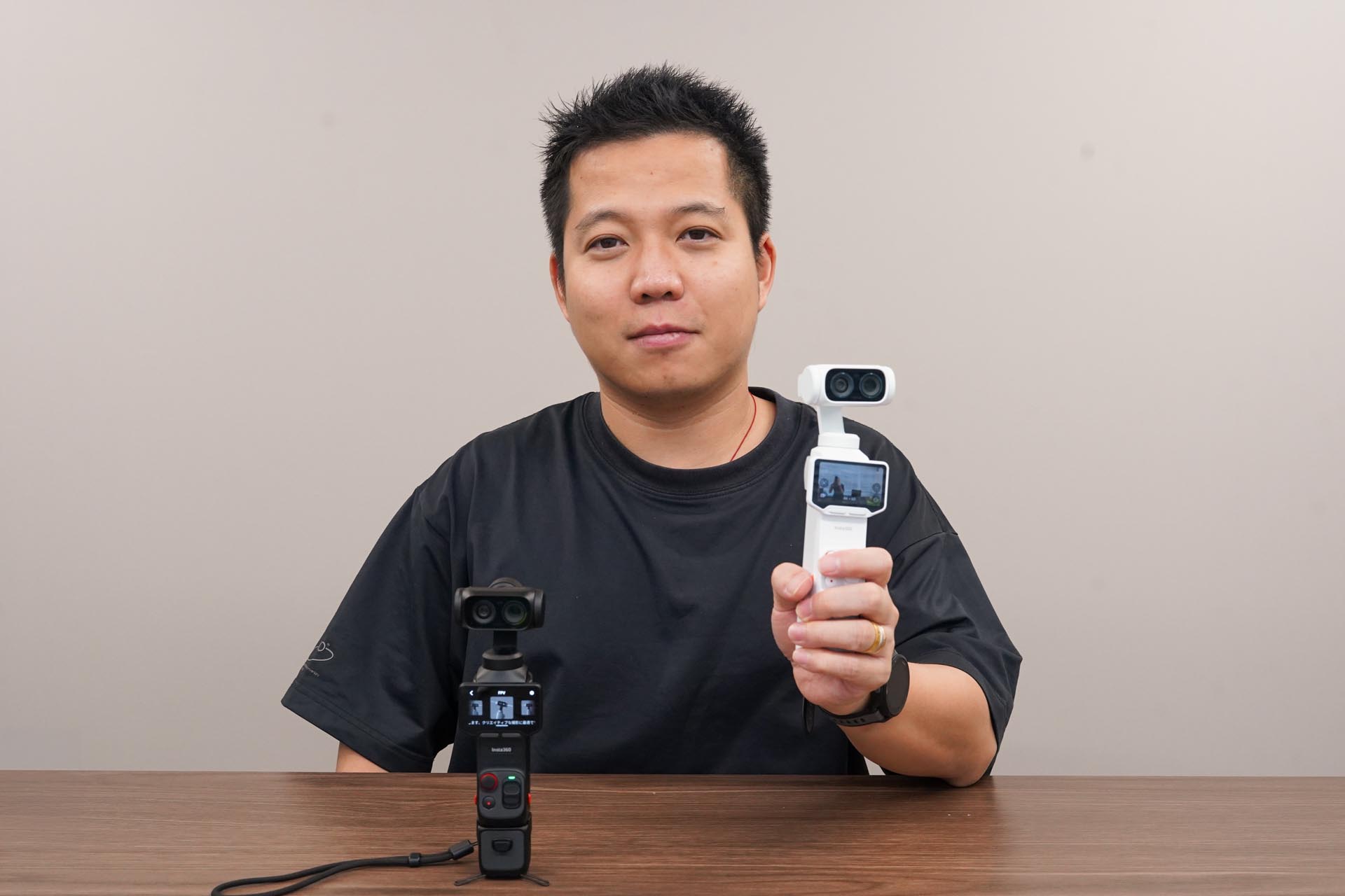 今回もこころよくインタビューに応じていただいたInsta360創業者のJK氏。すべての製品の開発にもユーザー目線で関わっている