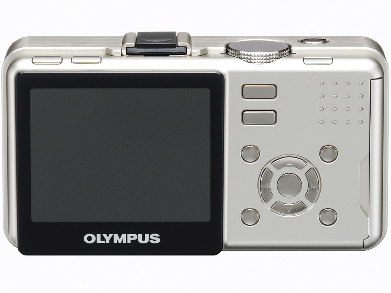 <b>背面。EVFはない</b>