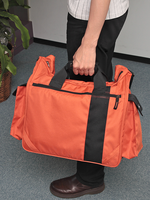 <b>ハンドルを持ったところ</b>