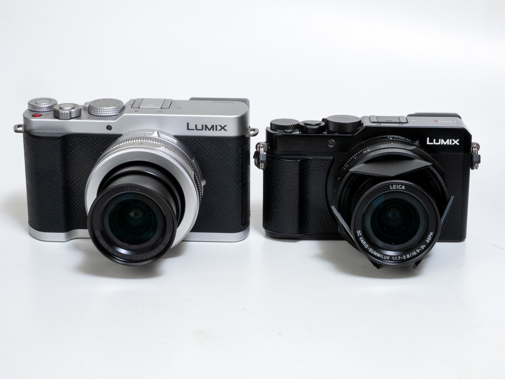 LX100 IIとの大きさ比べであります。並べるとそこそこにL10は大きいのですが、手にしてみると気にならないわけで、これが不思議です。