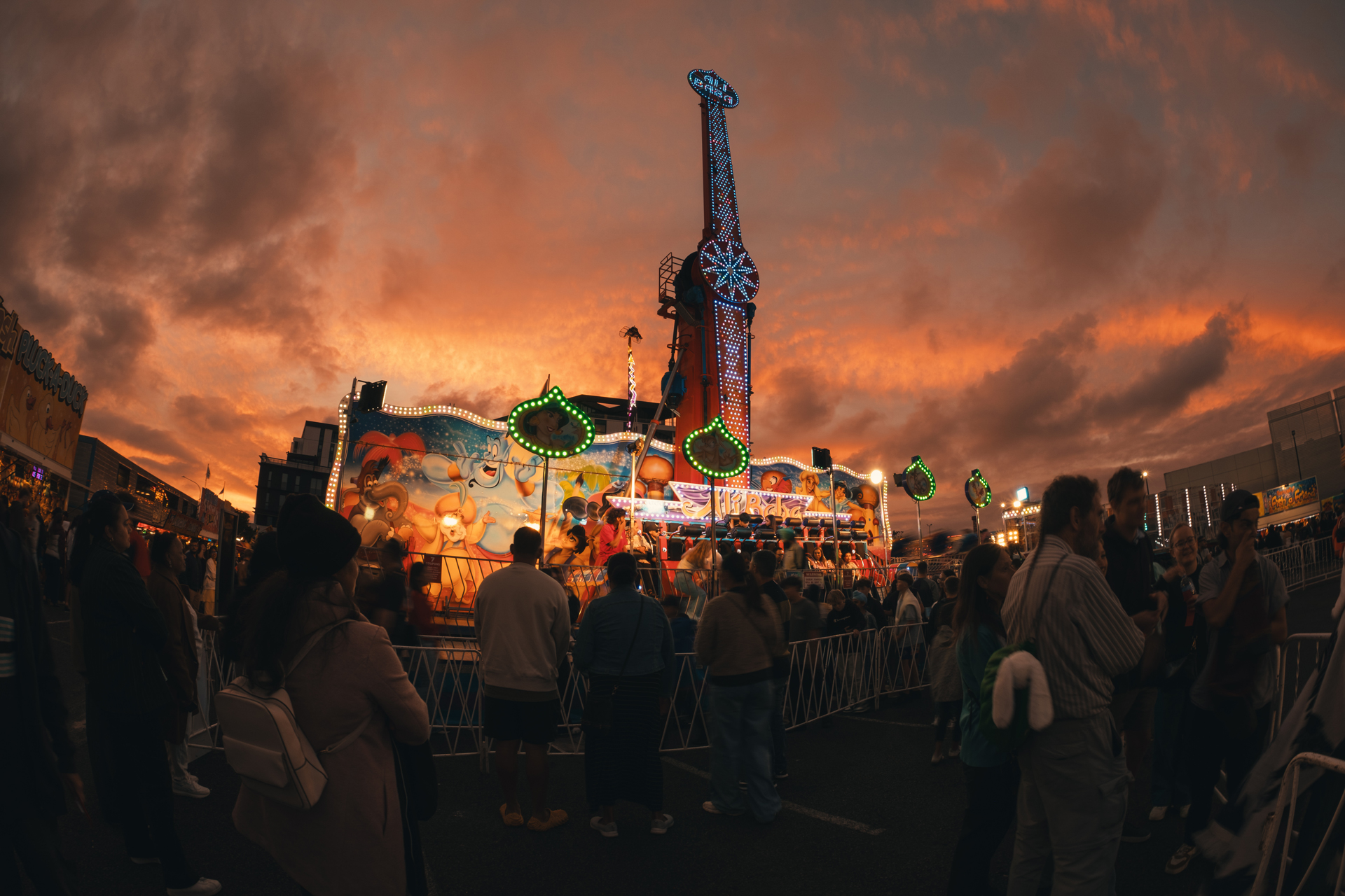 対角魚眼画像（焦点距離10mm）© Richard Wong
