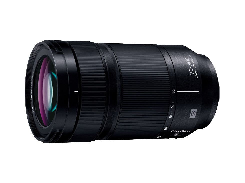 対象製品のひとつ「LUMIX S 70-300mm F4.5-5.6」
