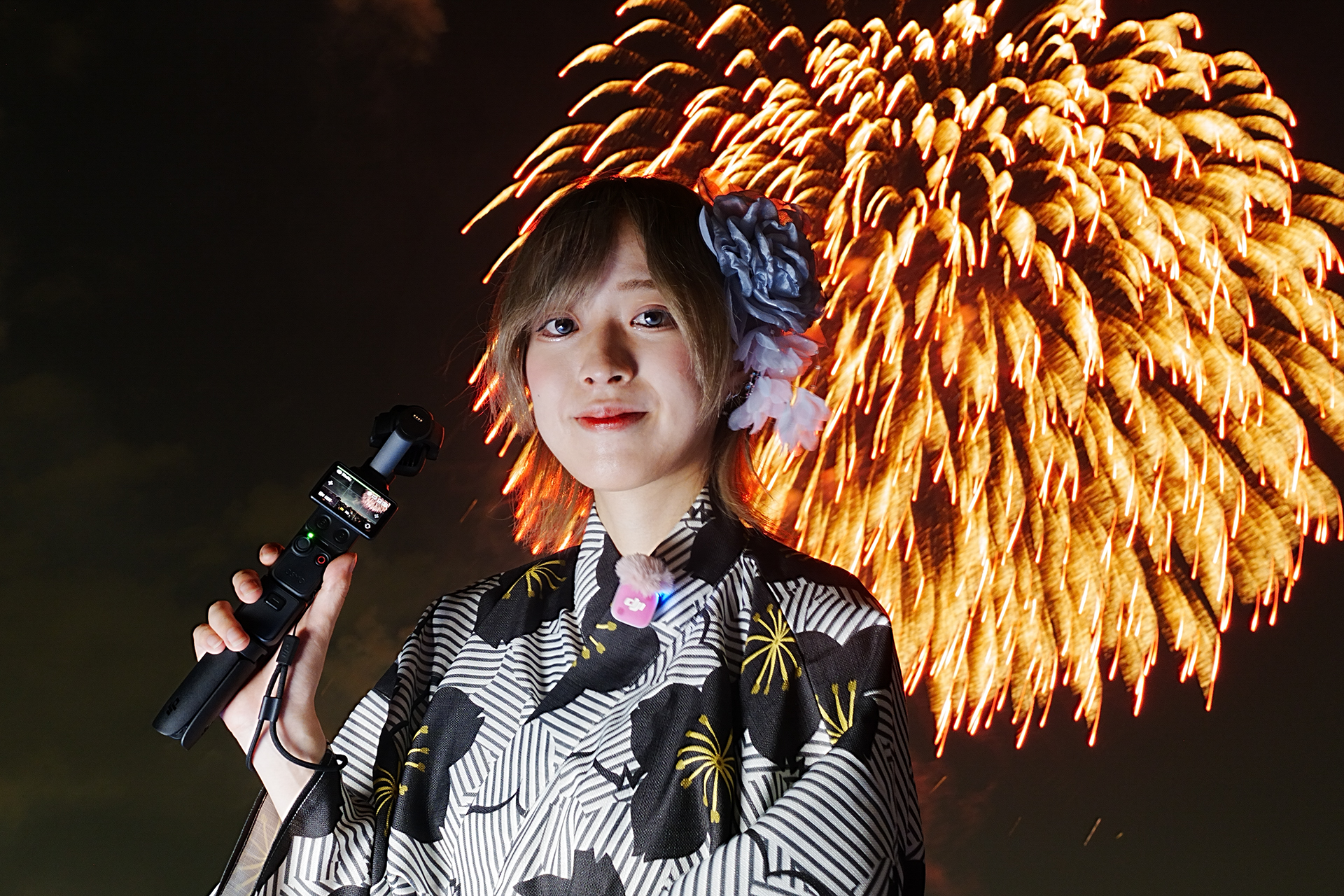 花風さやかさん（もふる×クロス）が自撮りに挑戦