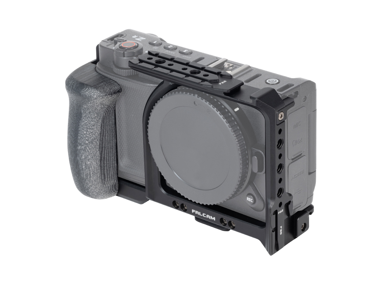 価格改定の対象となるF22＆F38 クイックリリースカメラケージ NIKON ZR用