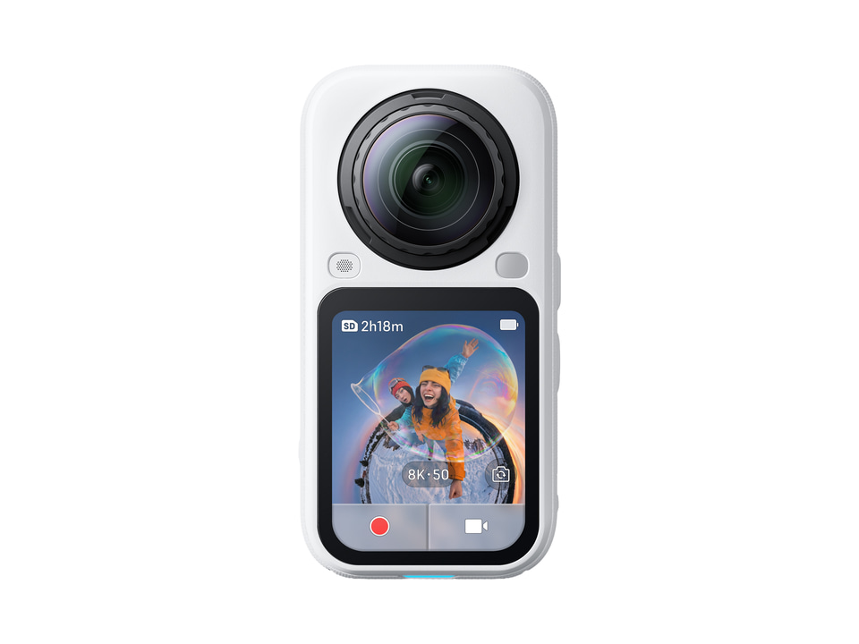 デュアル1/1.1型センサー搭載の360°カメラ「Insta360 X6」 - デジカメ