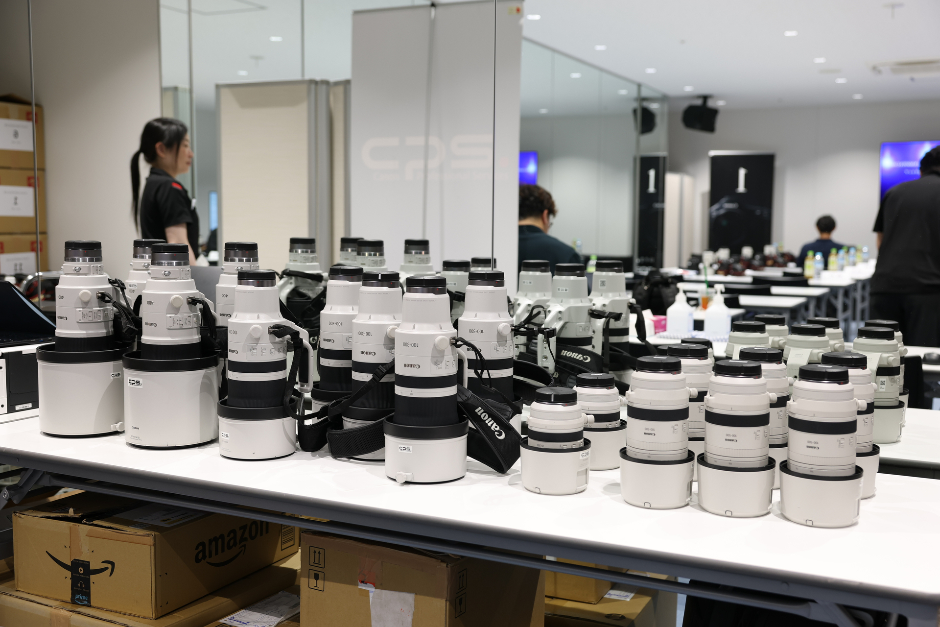 RF400mm F2.8 L IS USMなどの超望遠レンズも用意された