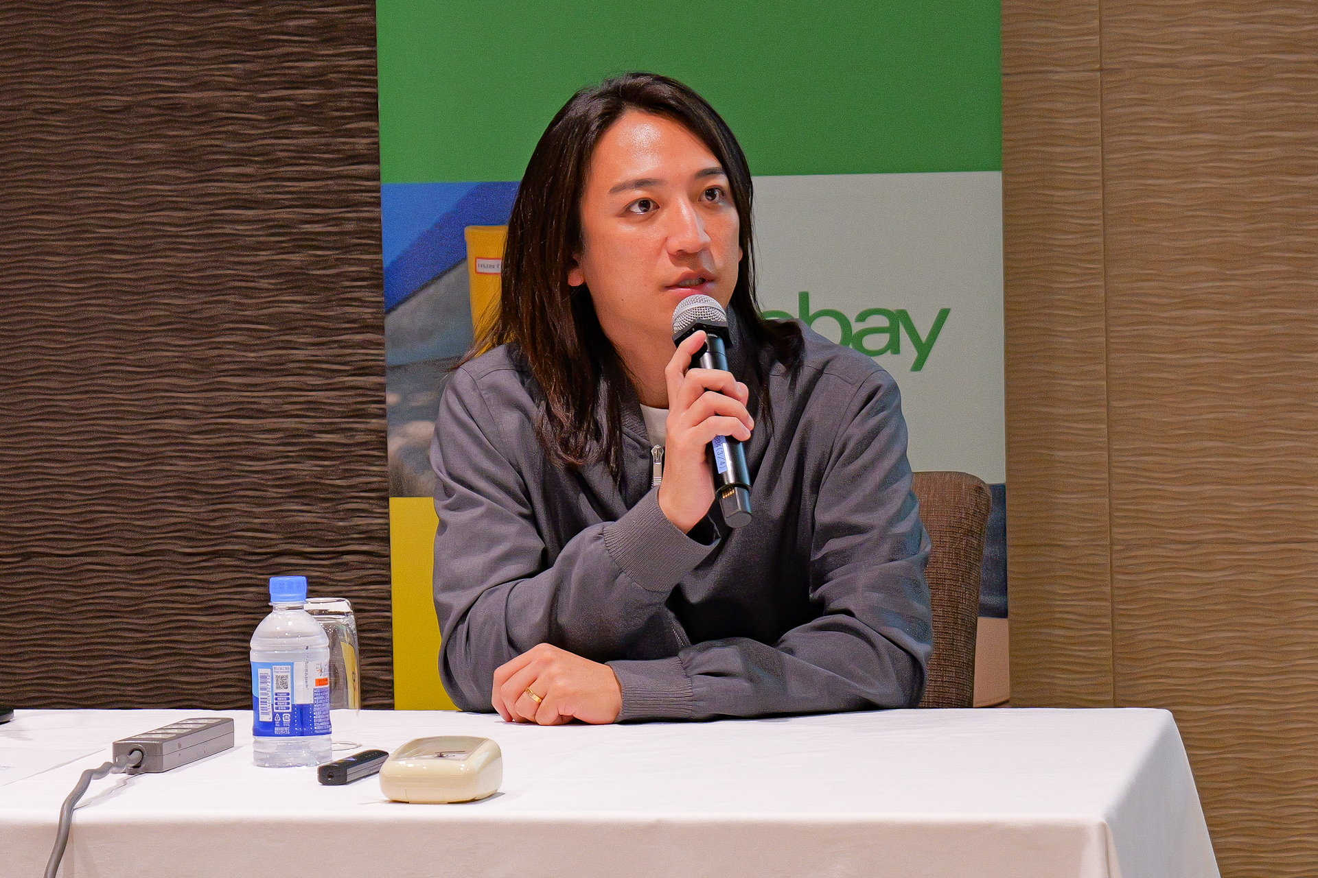 eBay「ニューセラー・オブ・ザ・イヤー2025」を受賞した株式会社HIVE Collective 代表取締役の佐藤直樹氏