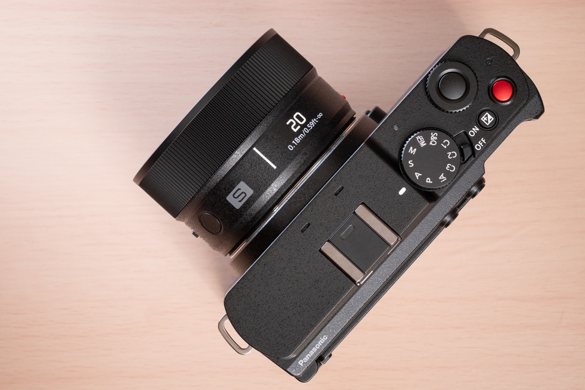 LUMIX S9に装着したサイズ感