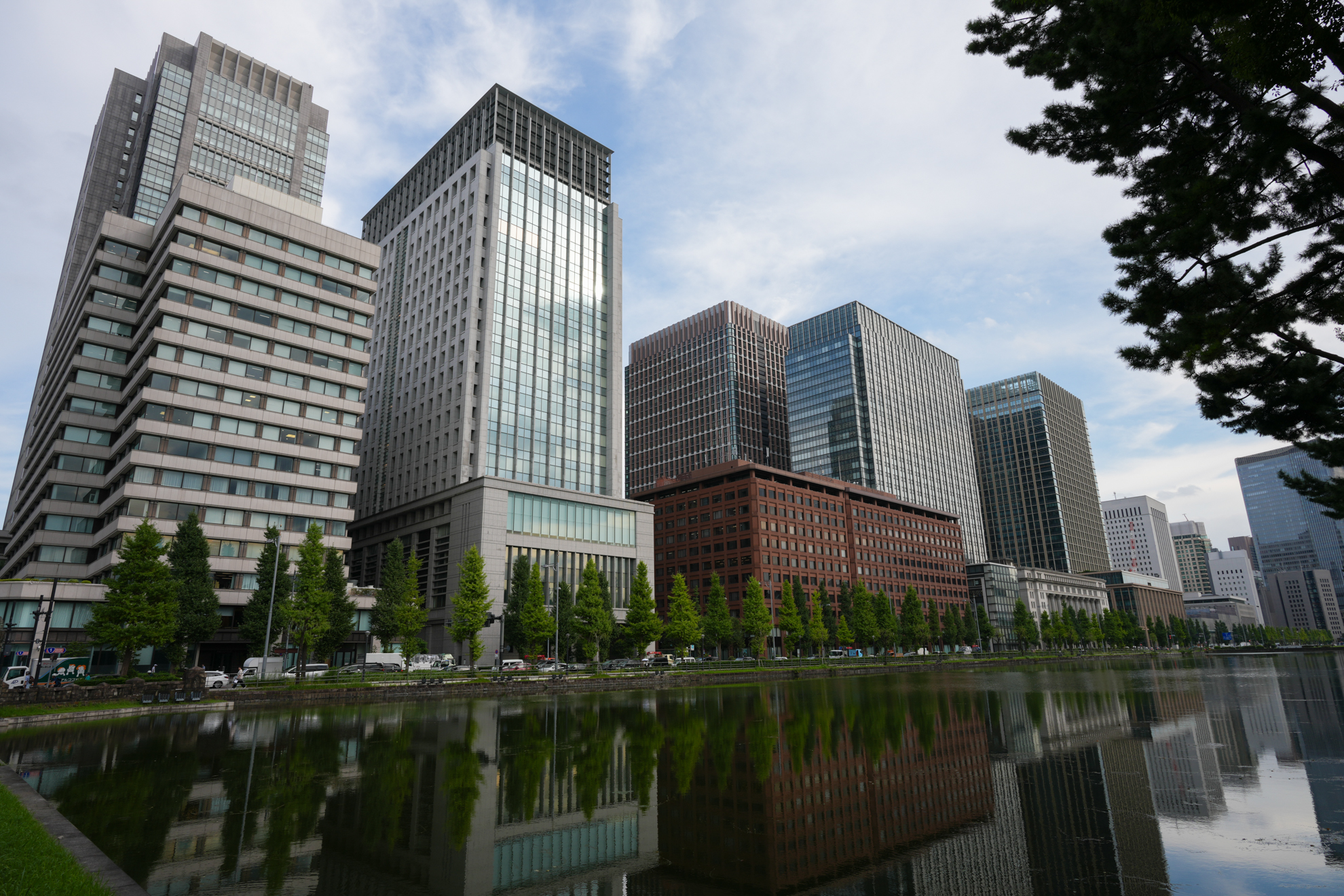 ソニー α7CR／マニュアル露出（1/100秒、F11）／20mm／ISO 100