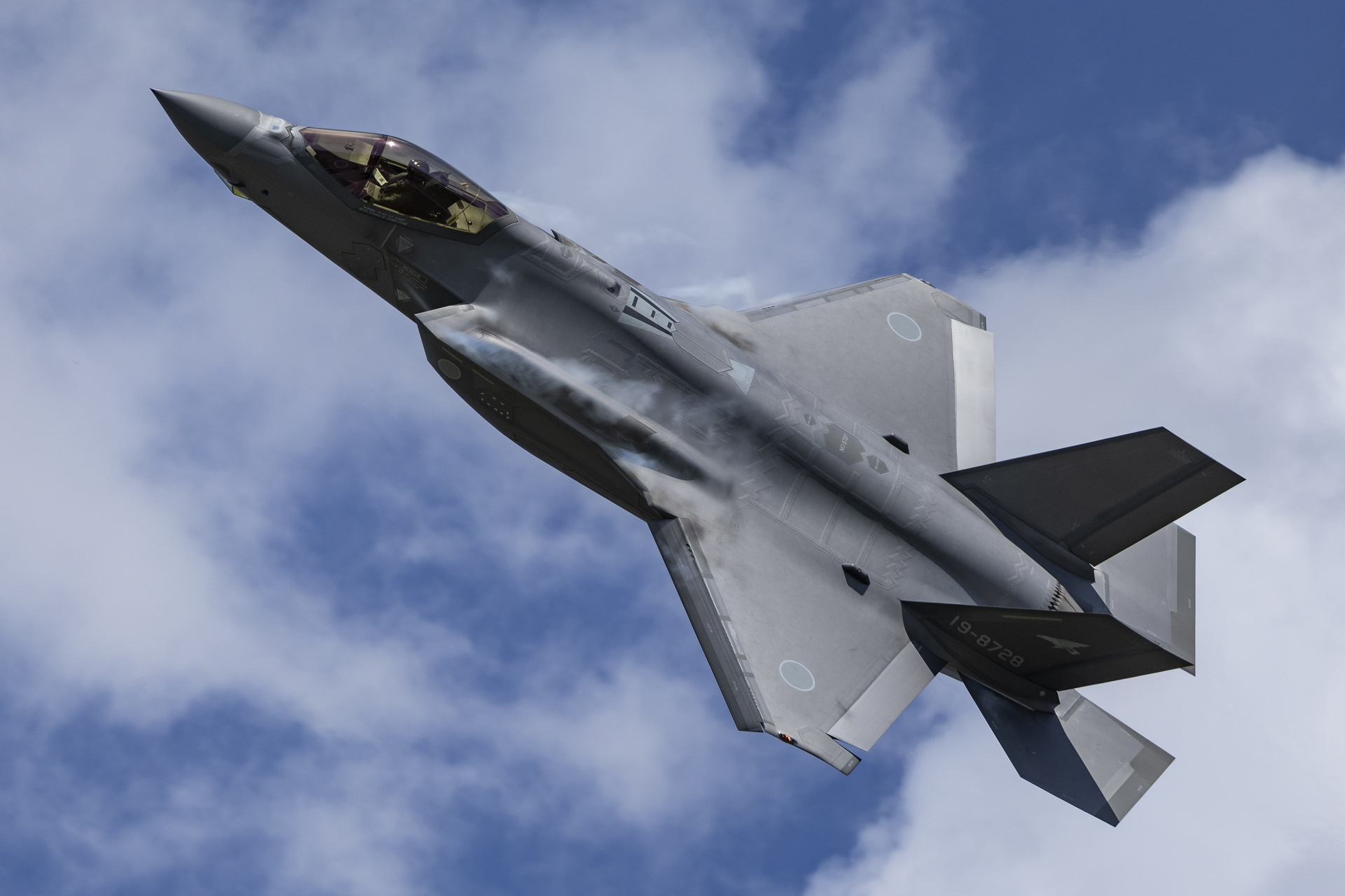 三沢基地からリモートで訓練展示を行ったF-35A（2025年撮影）