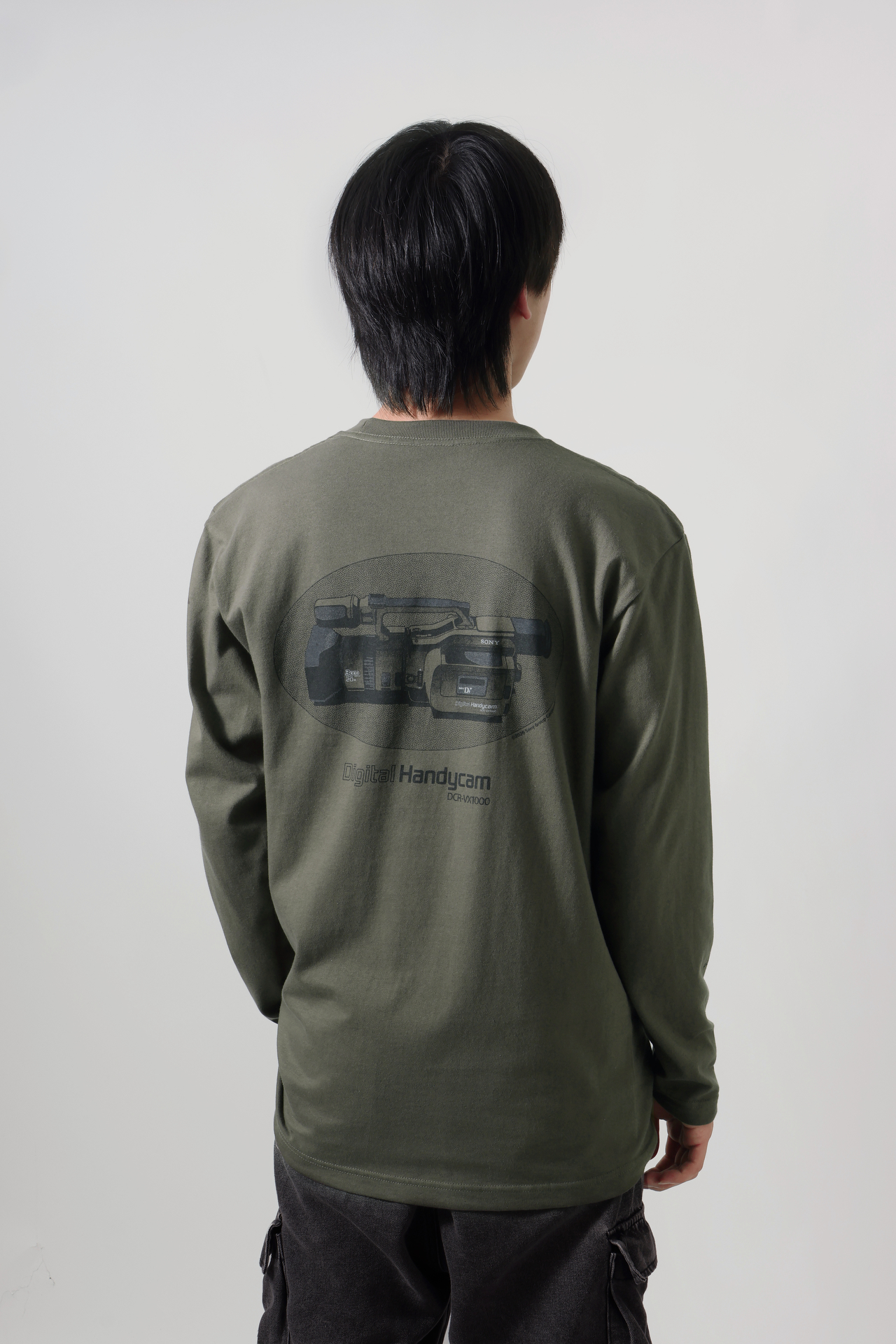 「DCR-VX1000」デザインの長袖Tシャツ
