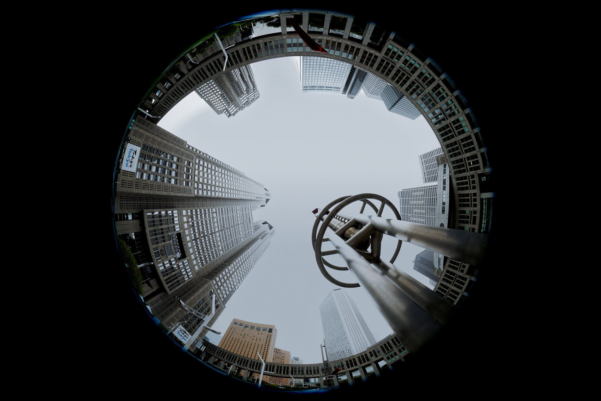 ソニー α7R V／FE 8-14mm F3.5 Fisheye G／8mm／絞り優先AE（1/1,000秒、F8、−1EV）／ISO 800
