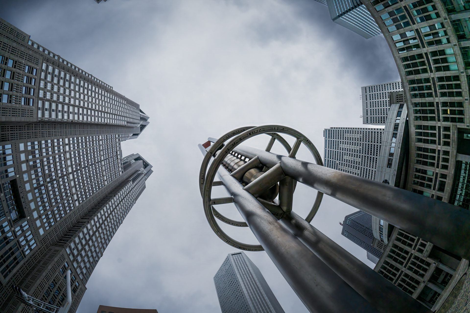 ソニー α7R V／FE 8-14mm F3.5 Fisheye G／14mm／絞り優先AE（1/2,500秒、F8、−1EV）／ISO 800