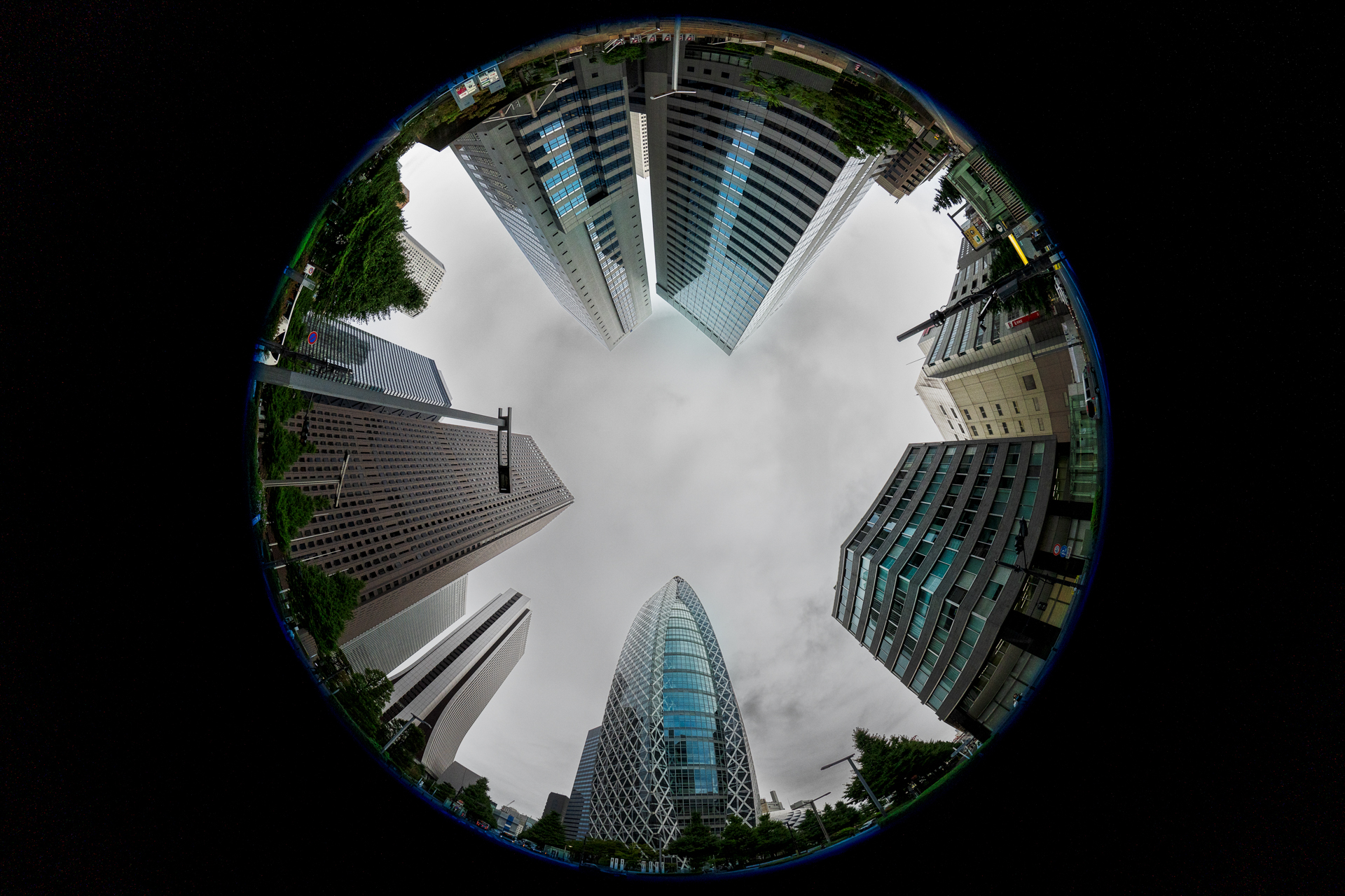 ソニー α7R V／FE 8-14mm F3.5 Fisheye G／8mm／絞り優先AE（1/1,250秒、F8、−0.7EV）／ISO 800