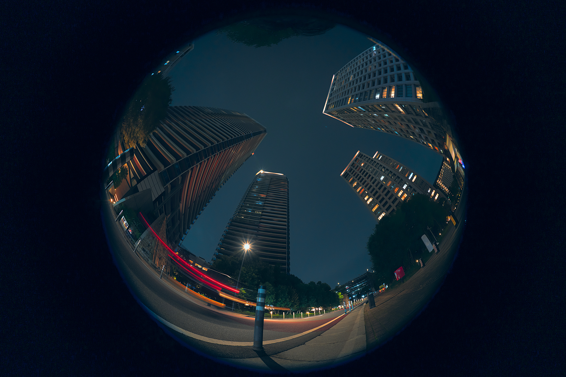 ソニー α7R V／FE 8-14mm F3.5 Fisheye G／8mm／絞り優先AE（1/2秒、F5、−1.3EV）／ISO 800