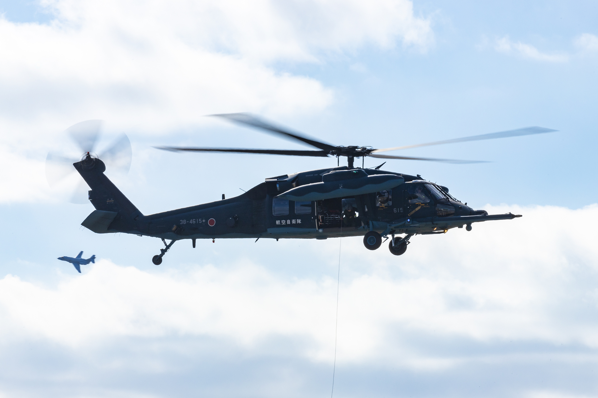 浜松救難隊のUH-60JとU-125Aによる救難展示（2023年撮影）