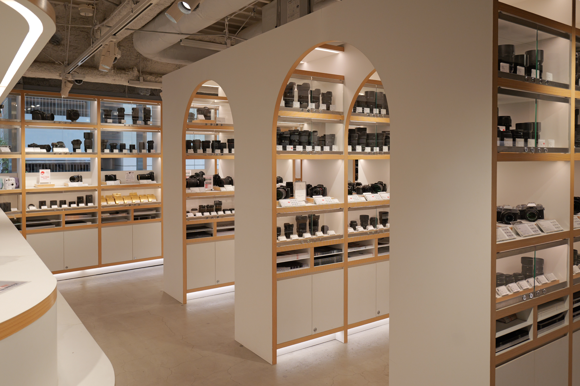 新製品コーナー