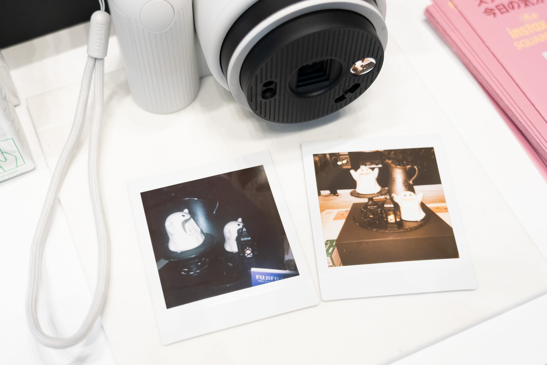 フィルターでの撮影例。左はクール、右はウォーム。フィルムは正方形のinstax SQUAREフィルムに対応