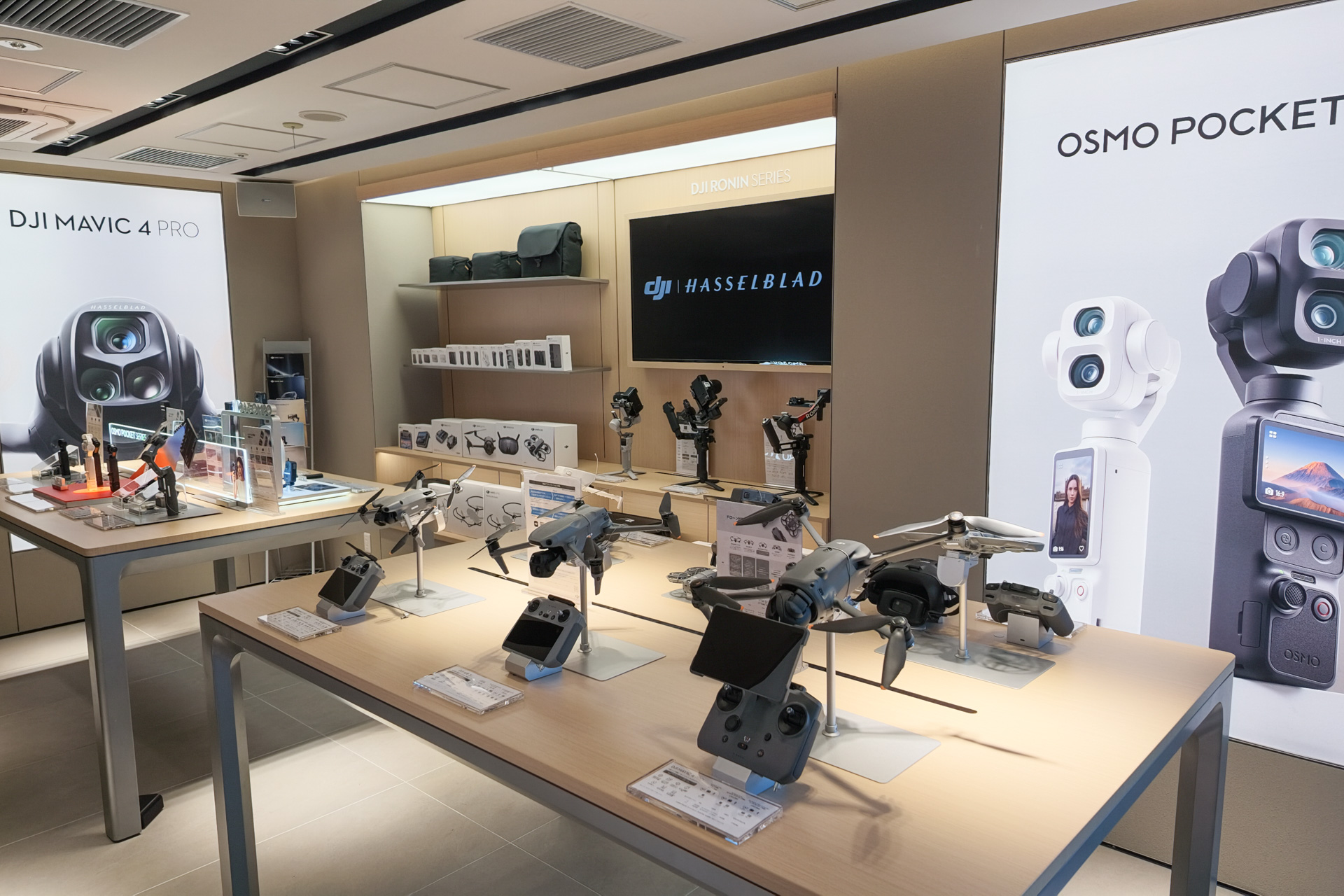 DJIフロアの様子