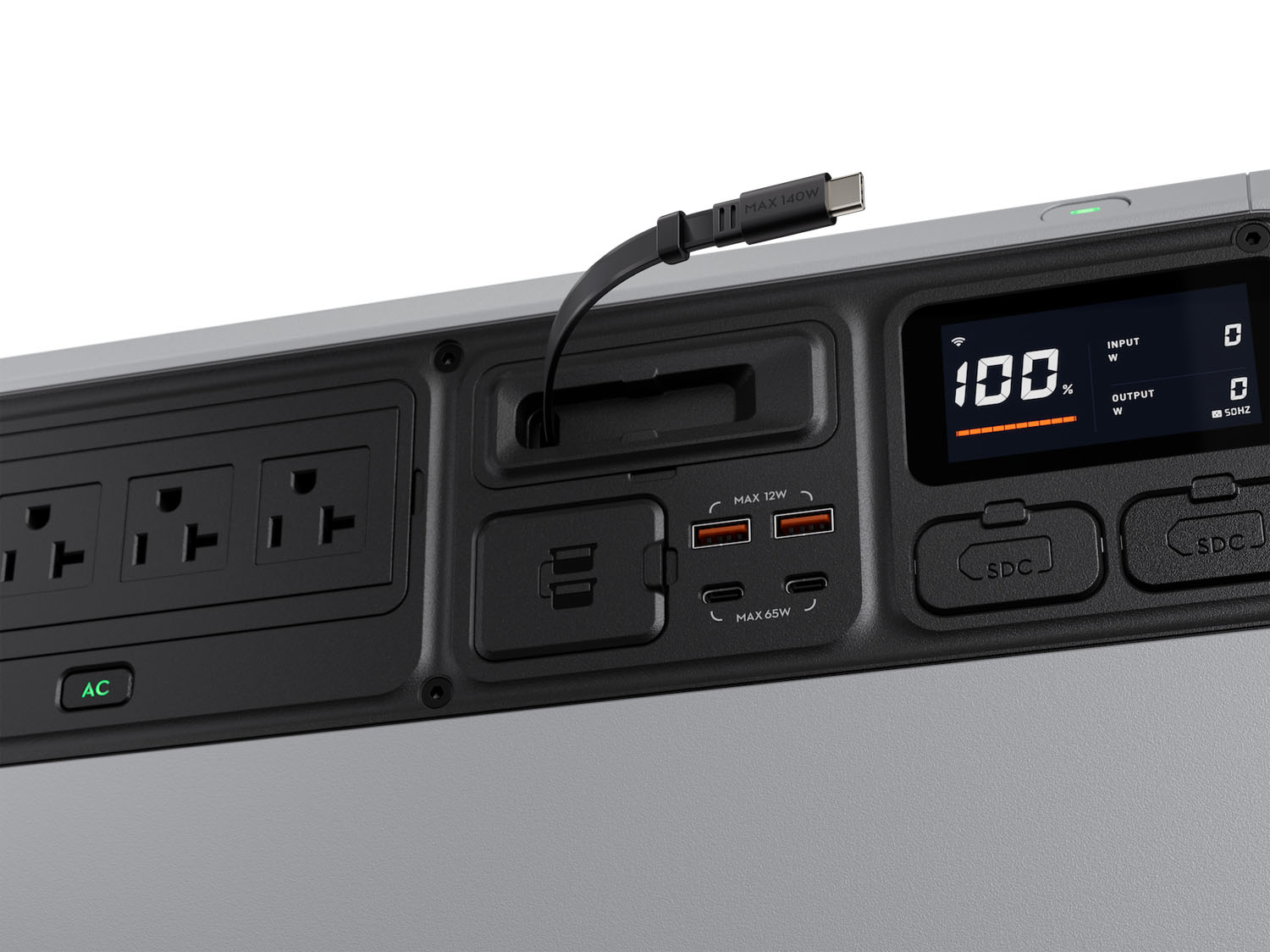 本体正面に巻取り式のUSB Type-Cケーブルを内蔵