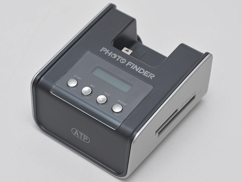 <b>同梱のマルチファンクションドック</b>