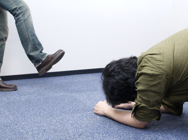 <b>背景となる画像を撮影中</b>