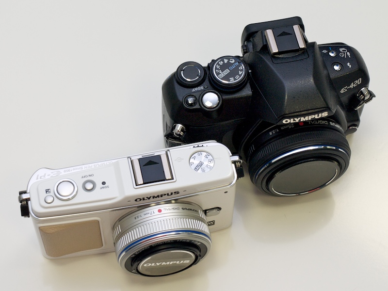 <b>高さに加え、E-P1は奥行きもかなり短い</b>