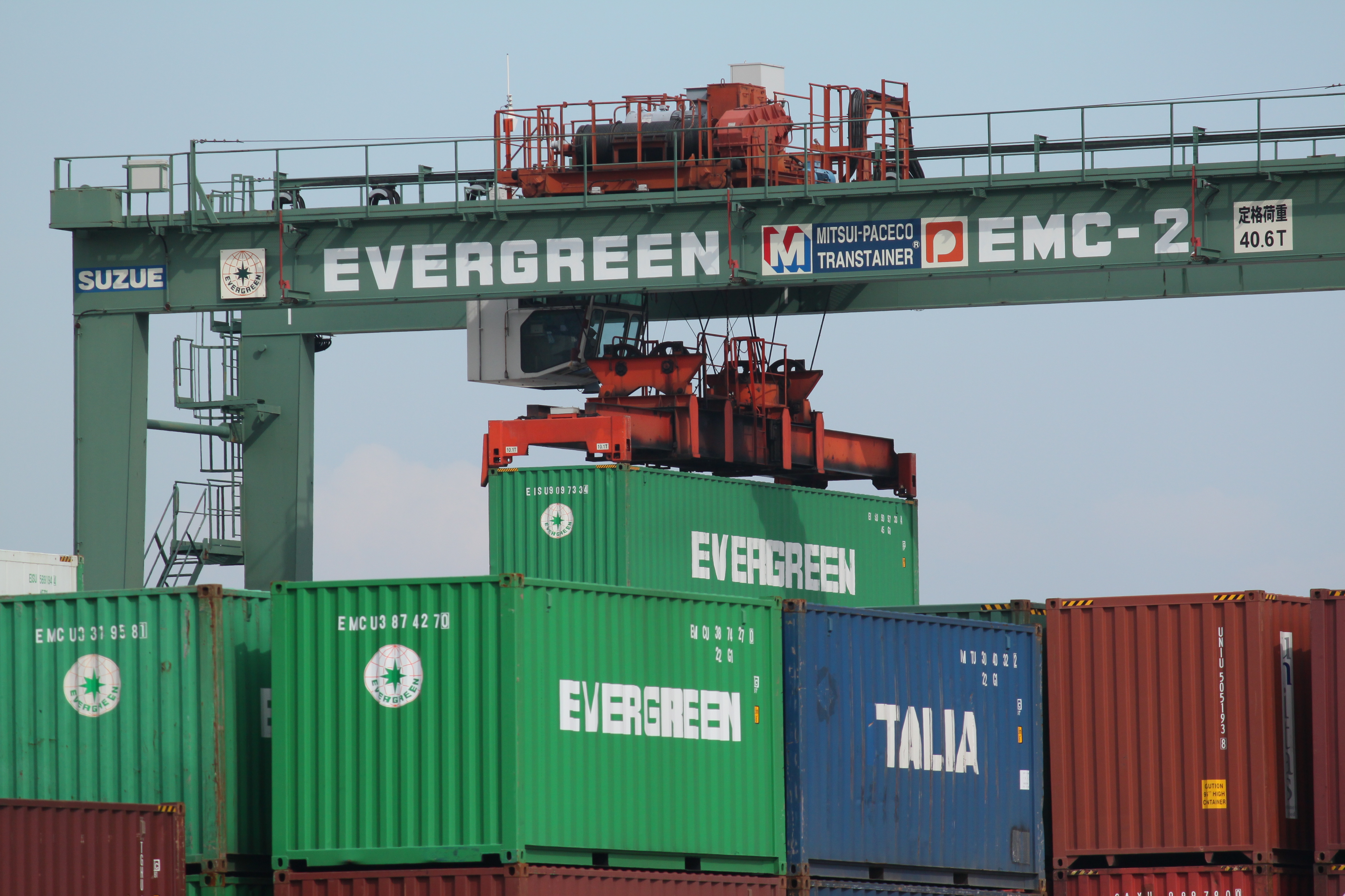 <b>EF-S 55-250mm F4-5.6 IS / 4,752×3,168 / 1/500秒 / F8 / 0EV / ISO200 / WB:太陽光 / 250mm（400mm相当）</b>